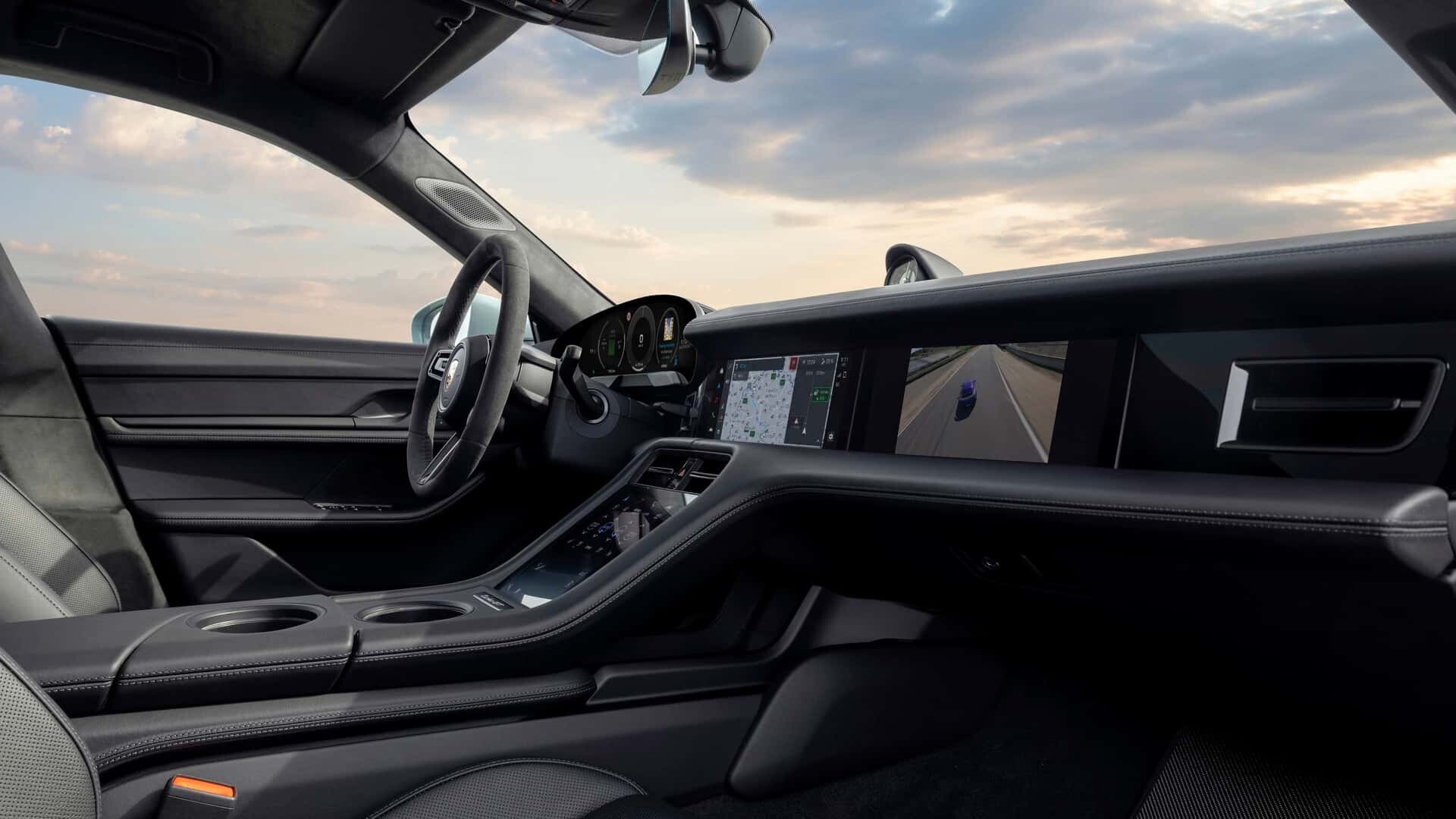Porsche Taycan Turbo GT 2025: Ko se elektrika zavihti na prestol hitrosti