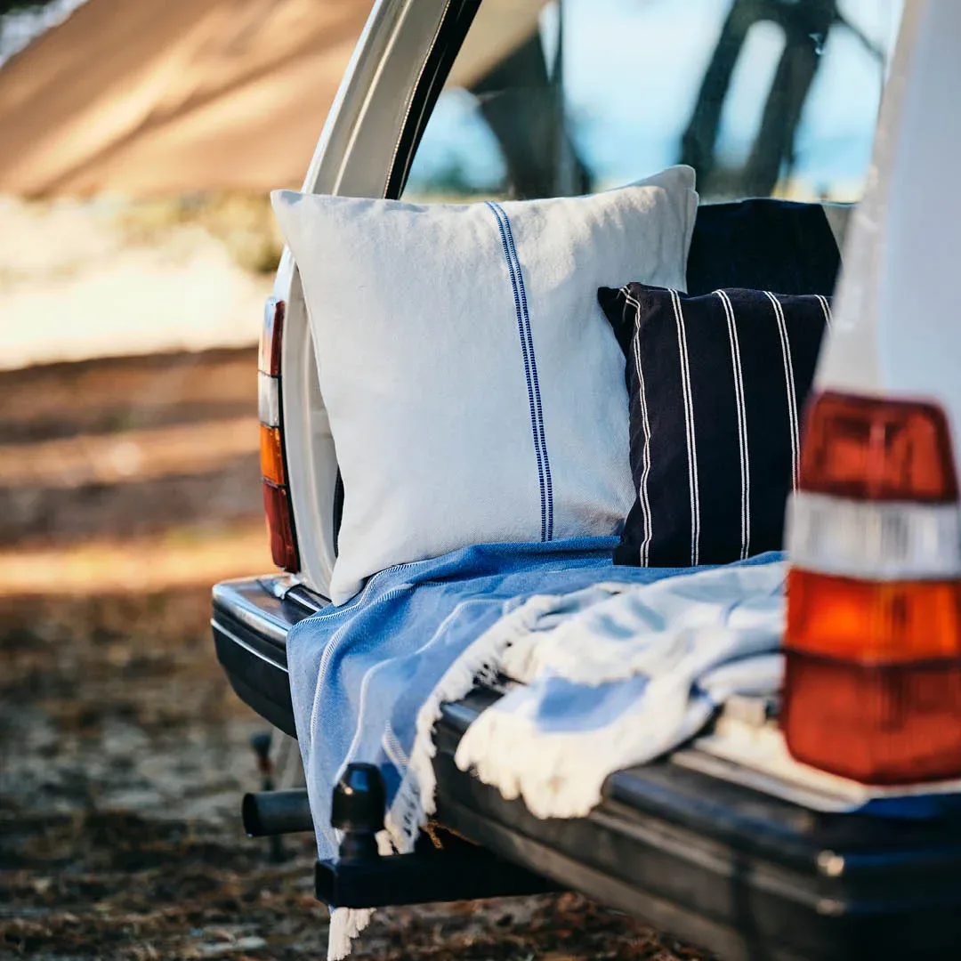 Pozabite na glamping! Ikea prinaša najbolj šik piknik kolekcijo za spontan pobeg v naravo