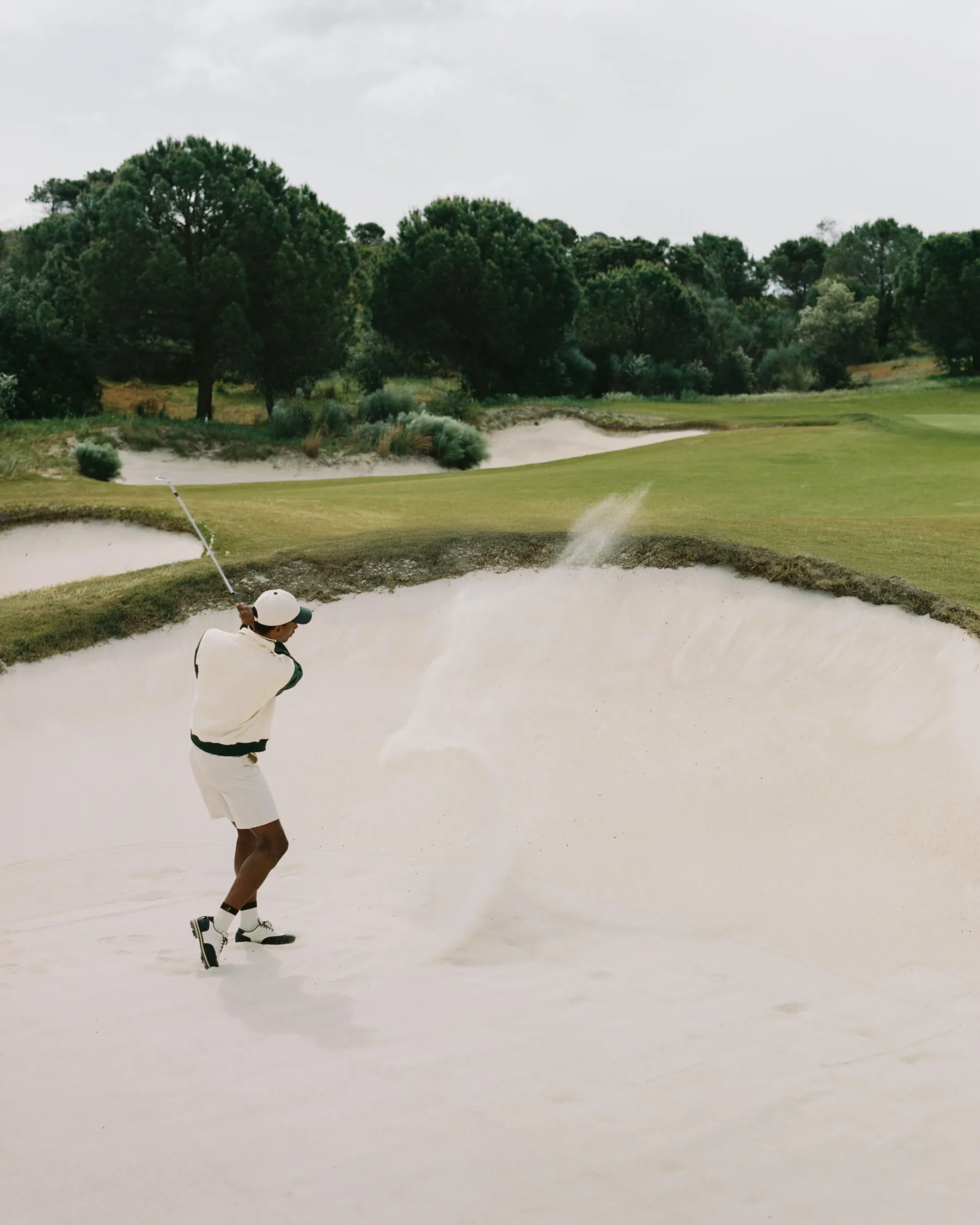 Pozabite na slab hendikep: Z novo Zara Golf kolekcijo 2026 boste absolutna stilska zvezda vsake zelenice!
