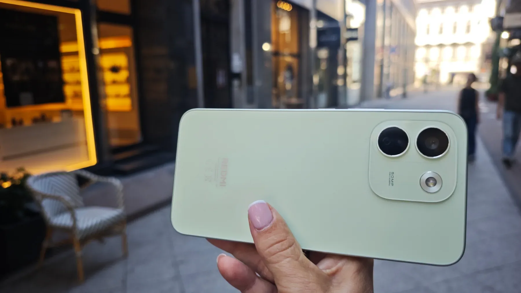 Pozabite na polnilec: Telefon, ki z enim polnjenjem zdrži cel vikend