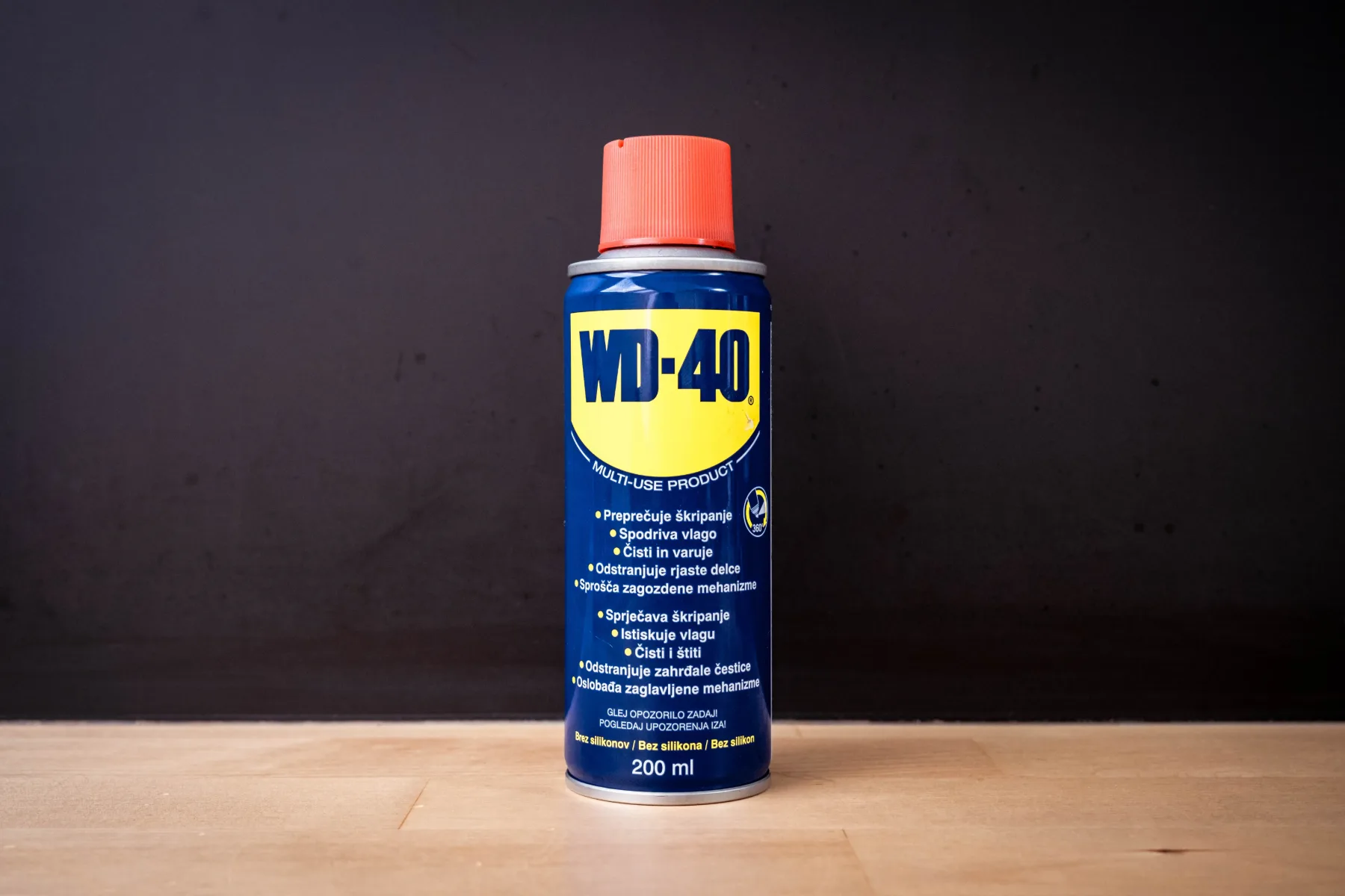 Pozor! Pazi! 10 mitov o WD-40, ki jim še vedno verjamemo (pa jim ne bi smeli)