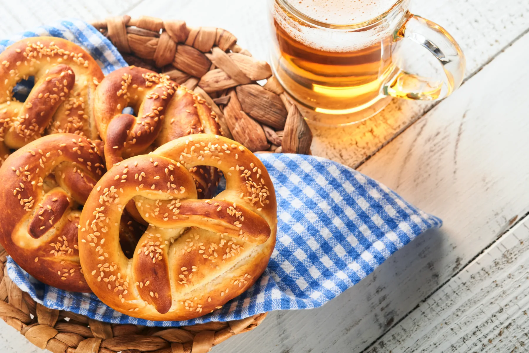 Pravi recept za originalne Bavarske preste: Hrustljava, slana in okusna