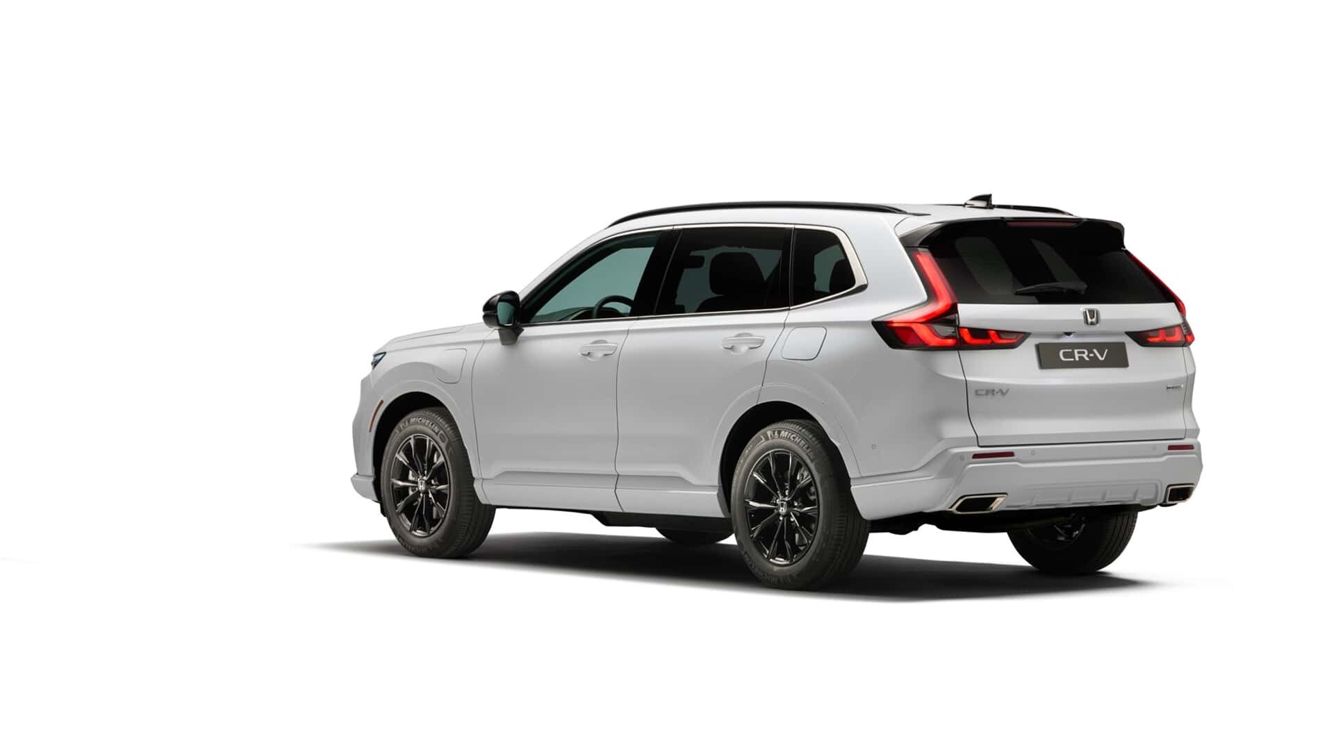 Prenovljena za Evropo: Nova Honda CR-V 2023 debitira z mišičastim dizajnom in zeleno močjo