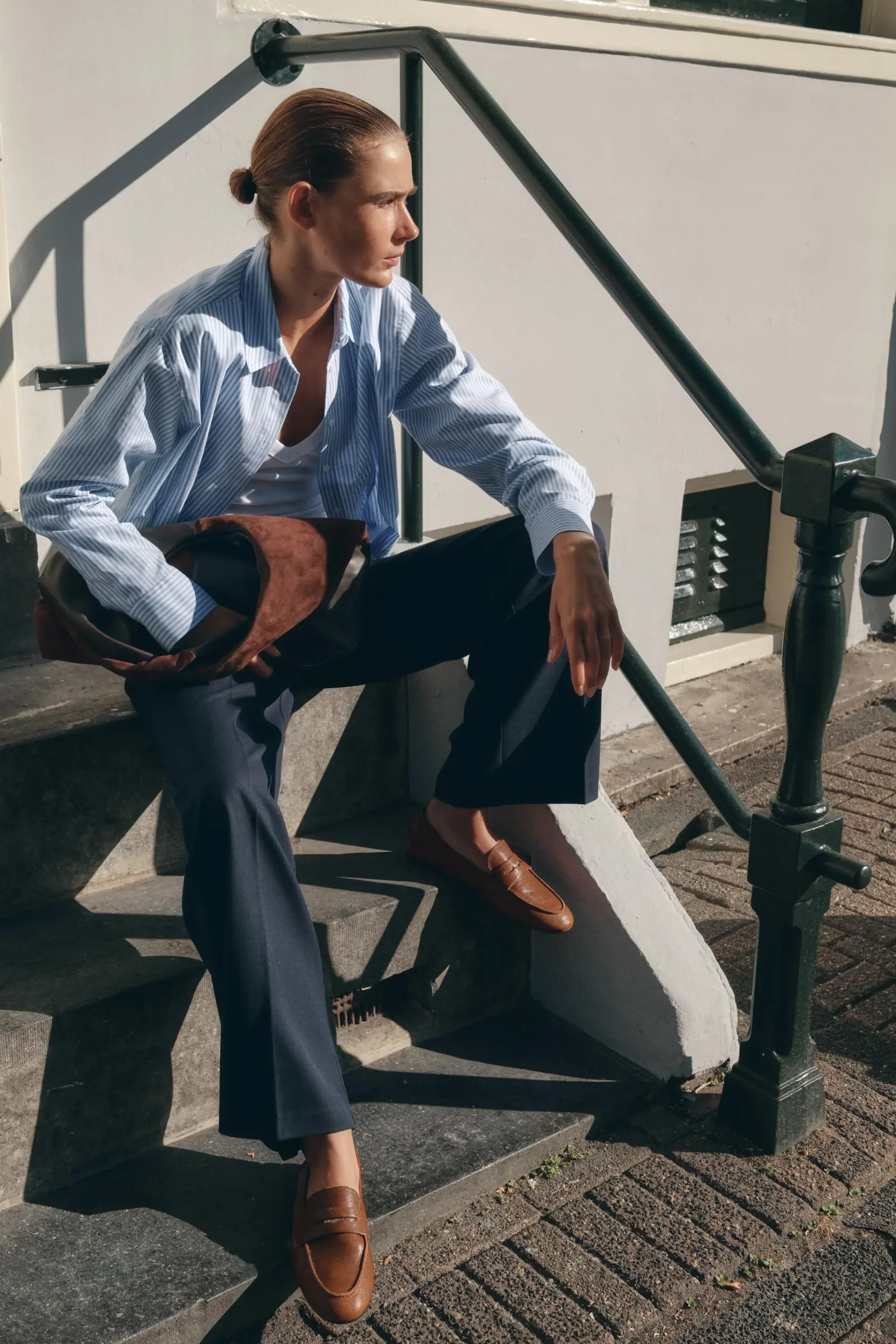 Preppy stil se vrača: 10 nepogrešljivih modnih kosov za “old money” stil zanjo in zanj