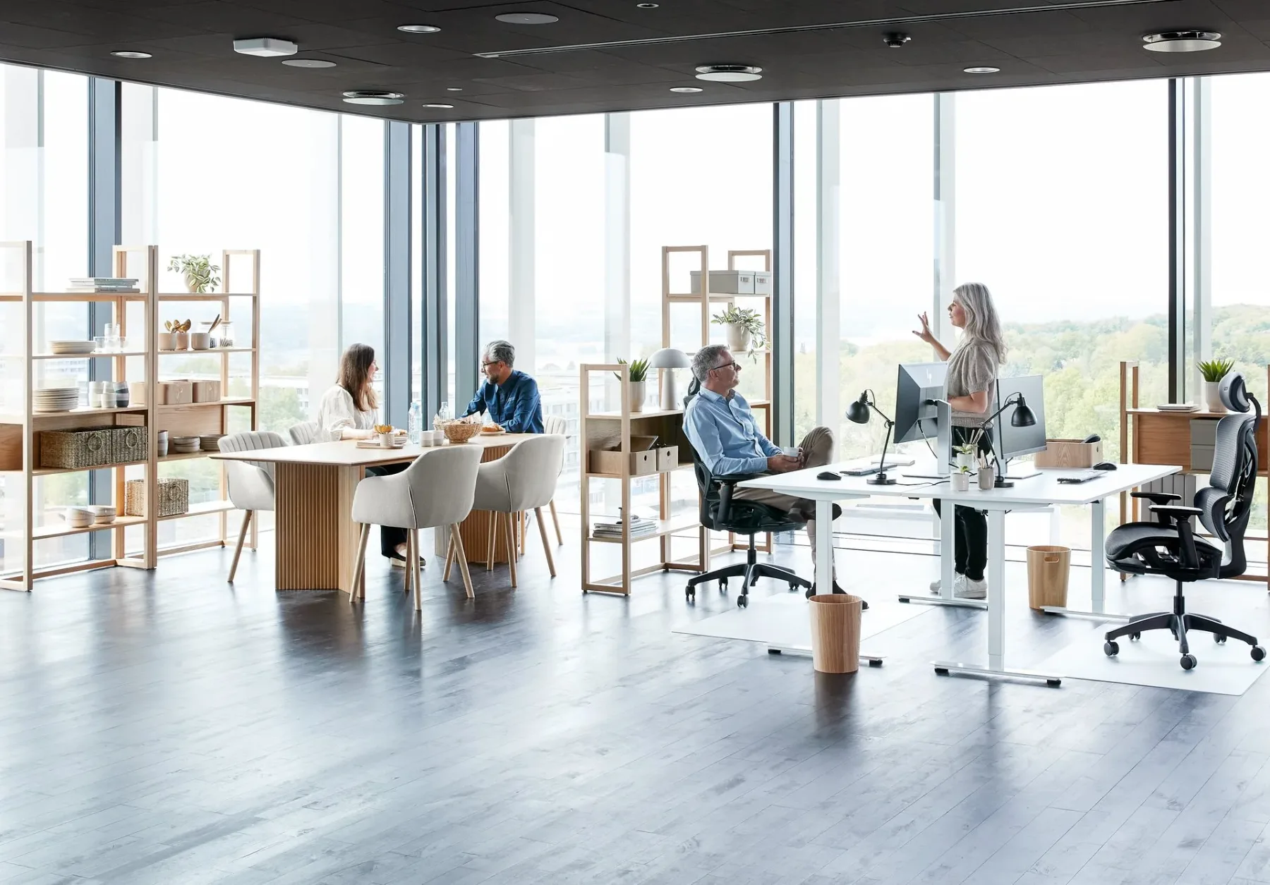 Preuredite pisarno (Office), ko ste “Out of Office”