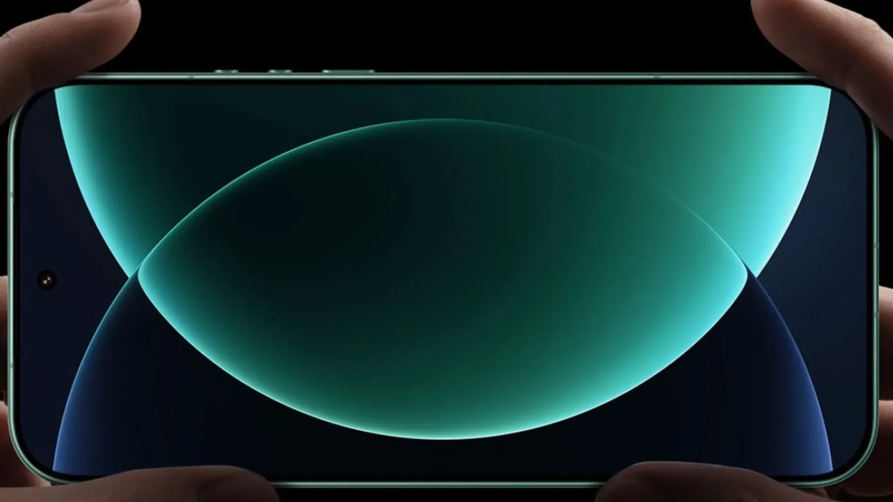 Prihaja v Evropo – Xiaomi 17 Ultra: Ko telefon dobi dušo, mehanski menjalnik in postane prava zver