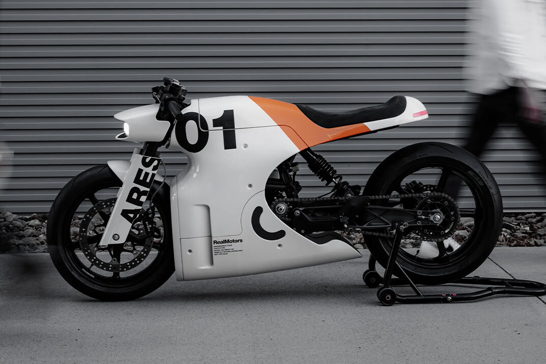 Project ARES: električni cafe racer za urbanega viteza