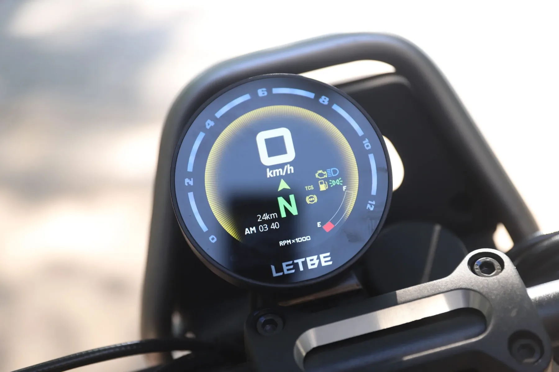 Prvi vtis: novi LETBE Flygon 125 ABS – Mali trail za urbanega divjaka, ki ga ne ustavi niti makadam (EICMA 2025)