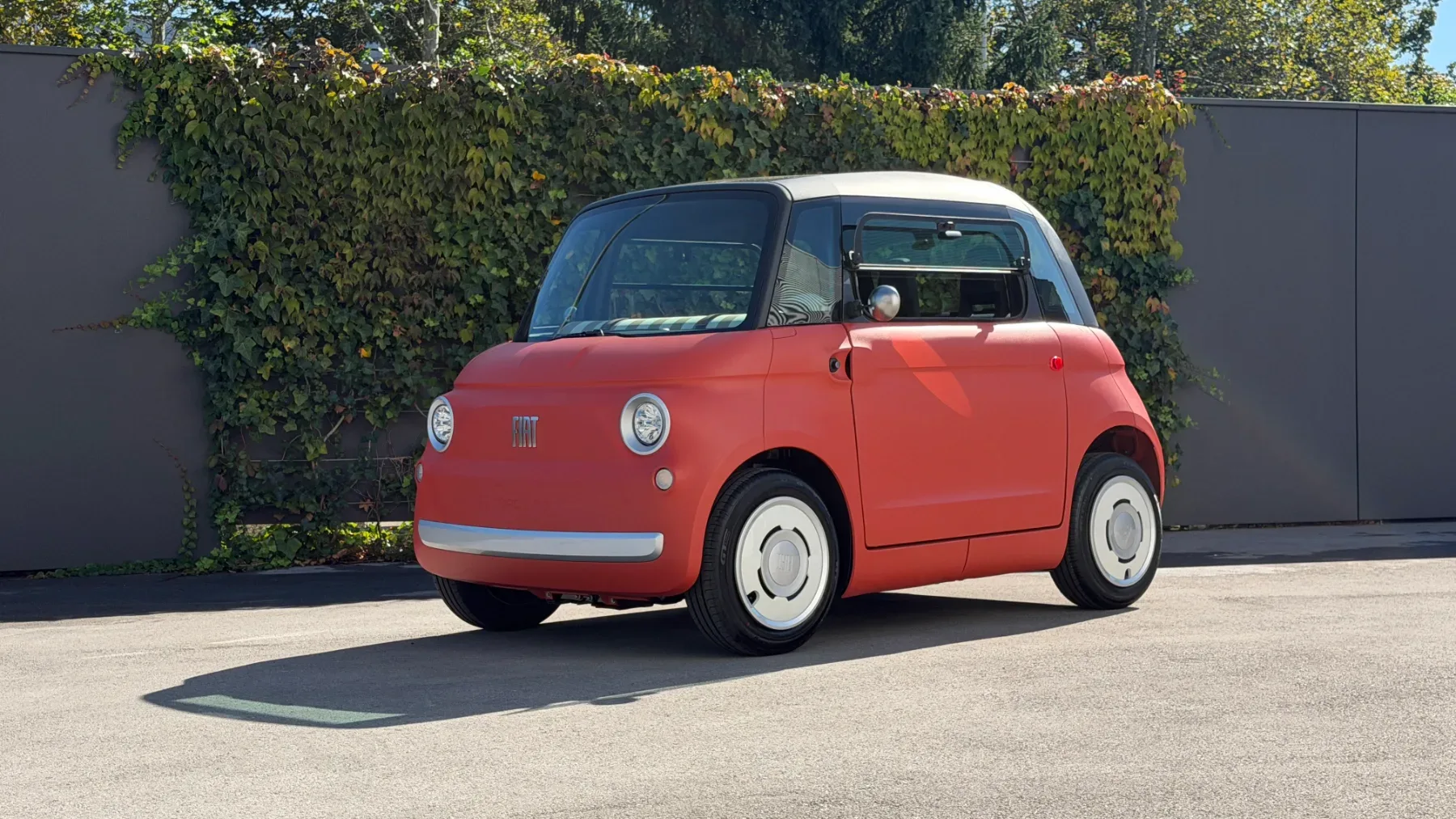 V Sloveniji - novi Fiat Topolino: električna miška za 9.490 evrov, ki uradno ni avtomobil, a jo boste vseeno hoteli