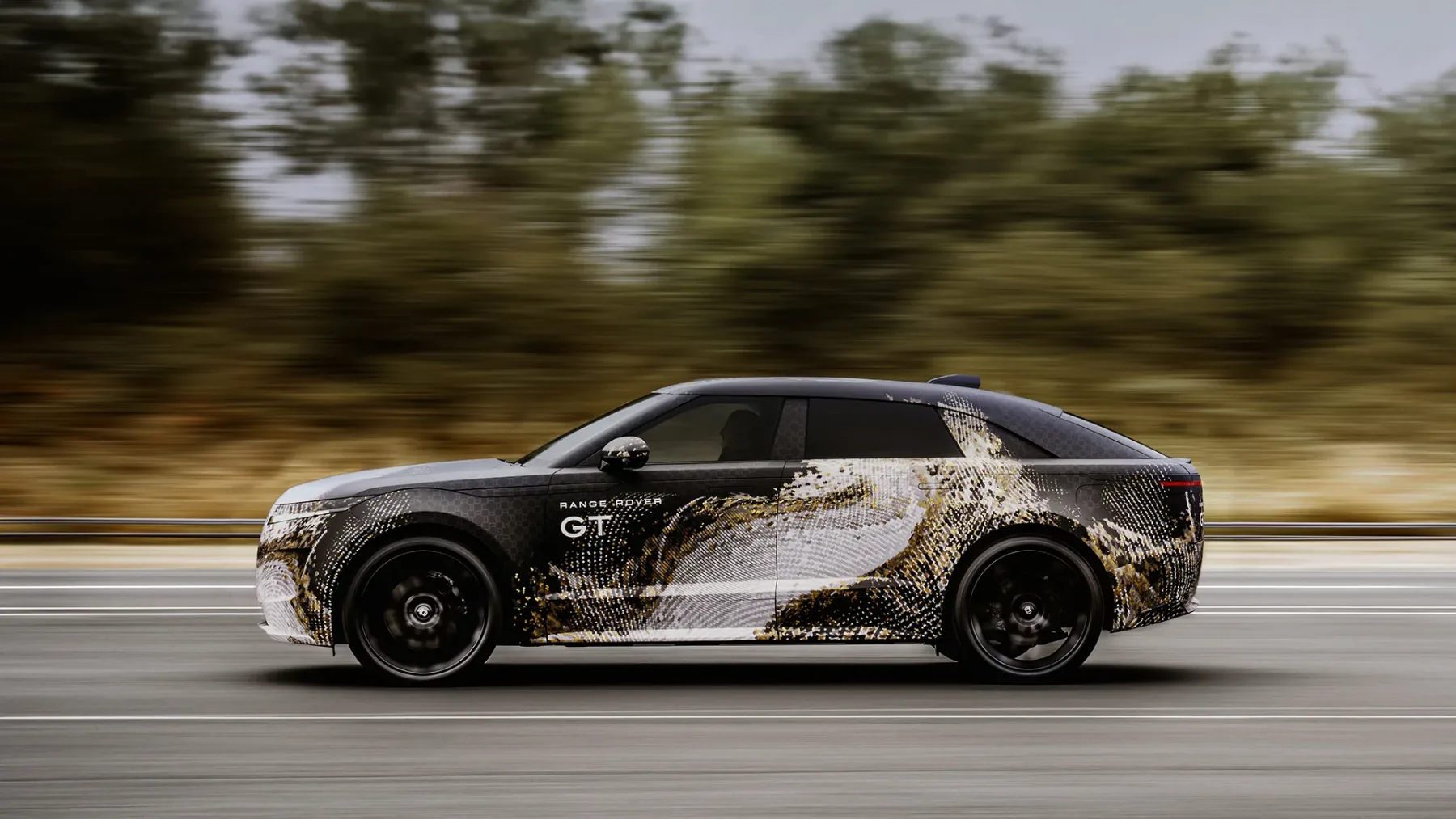 Range Rover GT: peti član družine je prišel z manj strehe, več drame in nič številk, ki bi jih smeli izvedeti