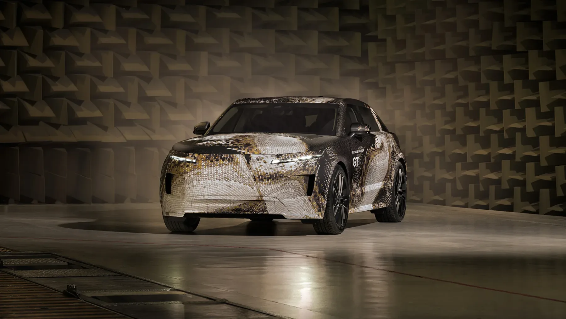 Range Rover GT: peti član družine je prišel z manj strehe, več drame in nič številk, ki bi jih smeli izvedeti
