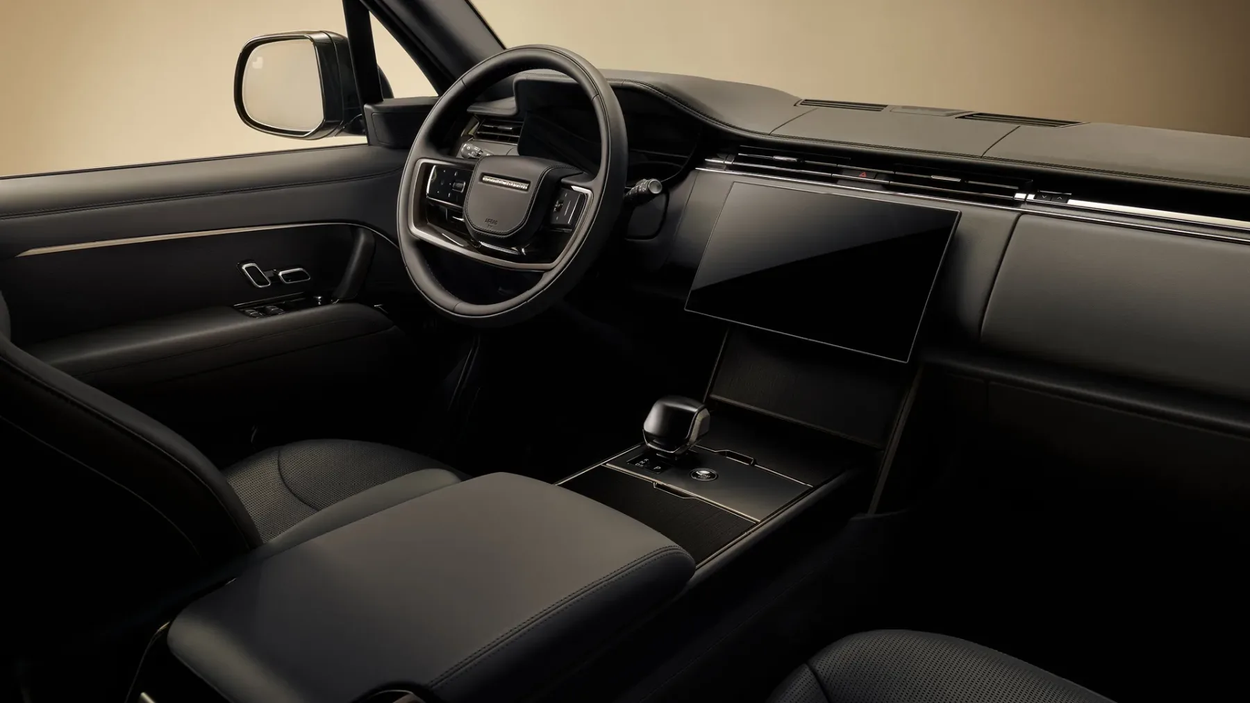 Range Rover SV Black 2025: Temna stran luksuza, ki jo boste želeli občutiti