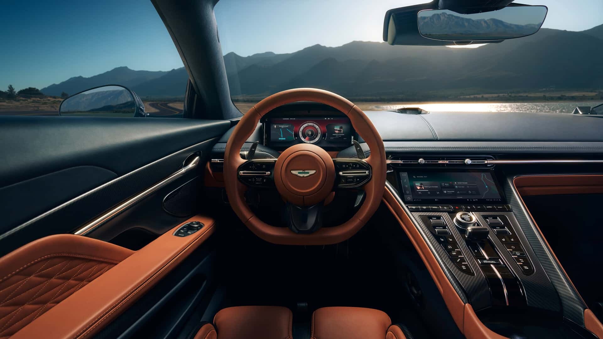 Razkrit Aston Martin DB12: klasika avtomobilizma z 671 konji, ki drvijo do 325 km/h!