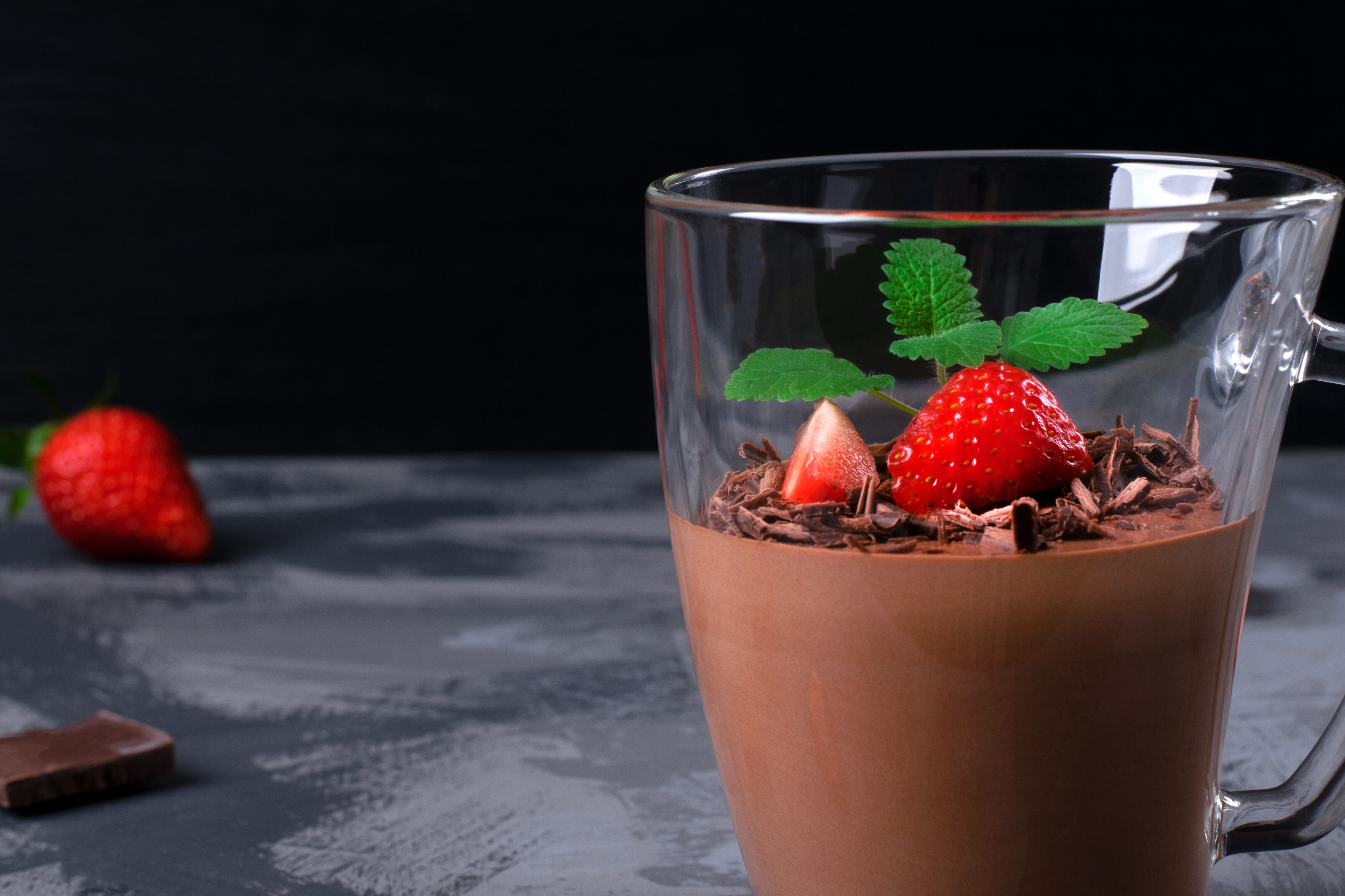 Recept: čokoladni ganache iz samo dveh sestavin