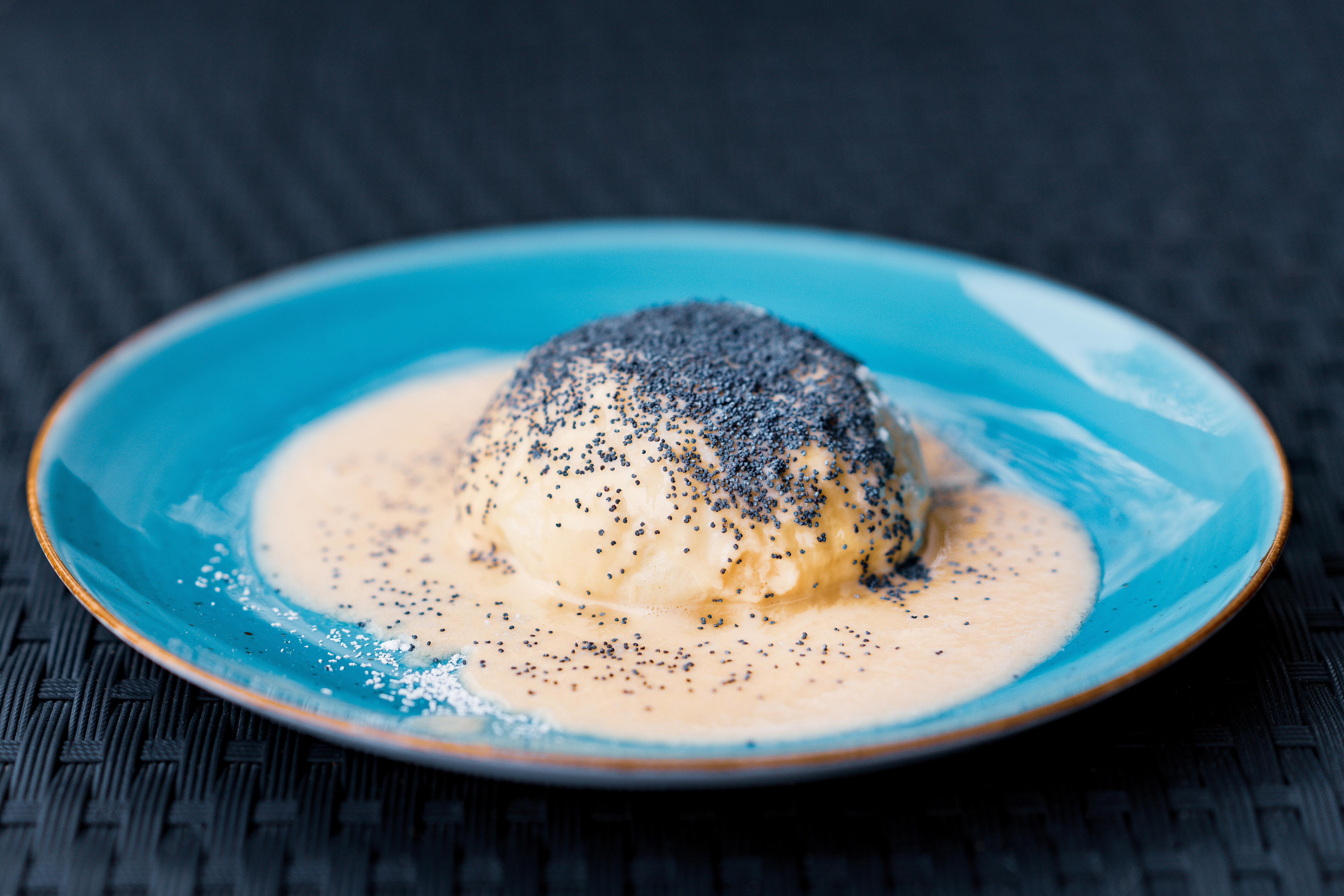 Recept: Germknödel z Nutello – polnjen avstrijski cmok
