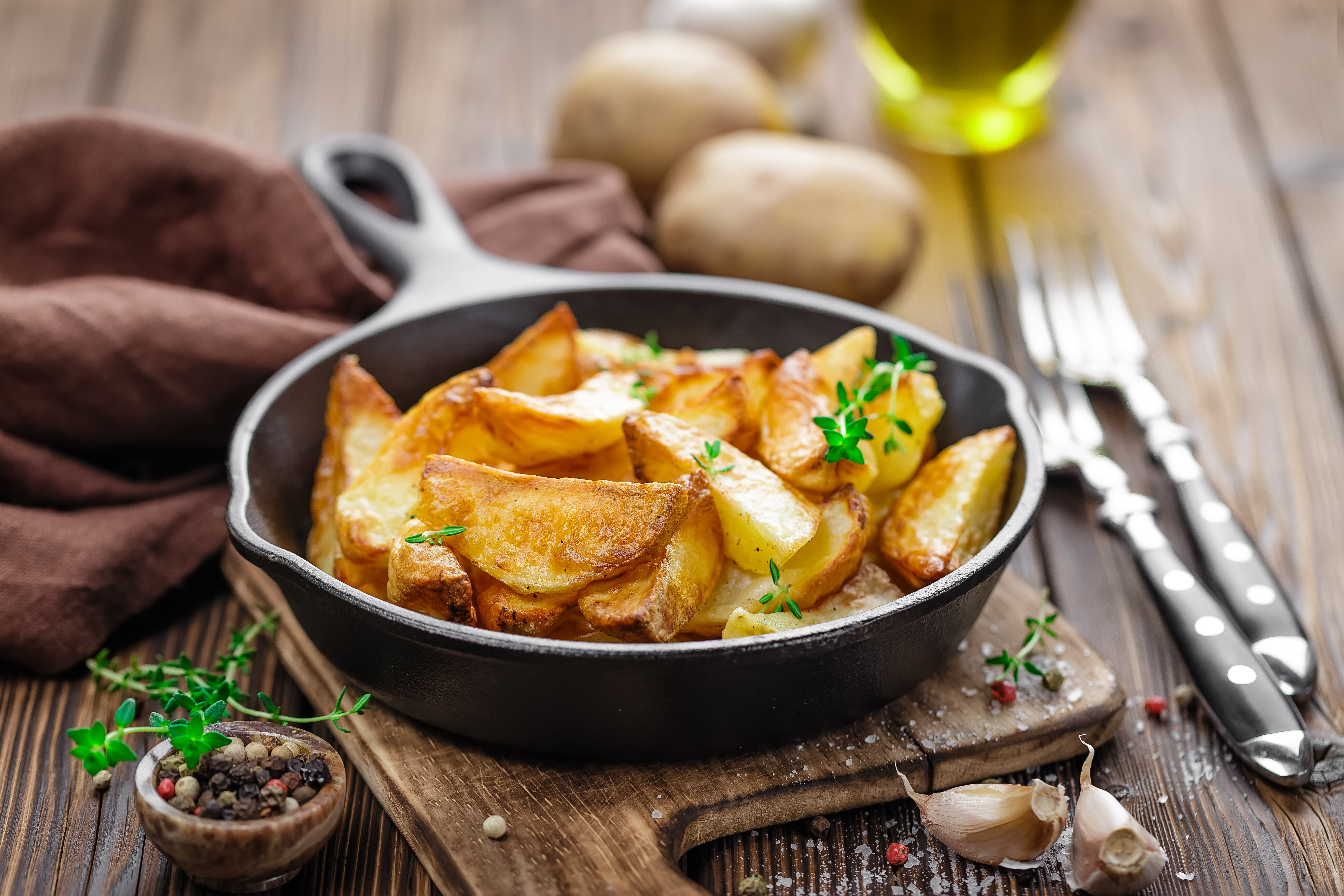 Recept: hrustljav krompir pečen v ponvi