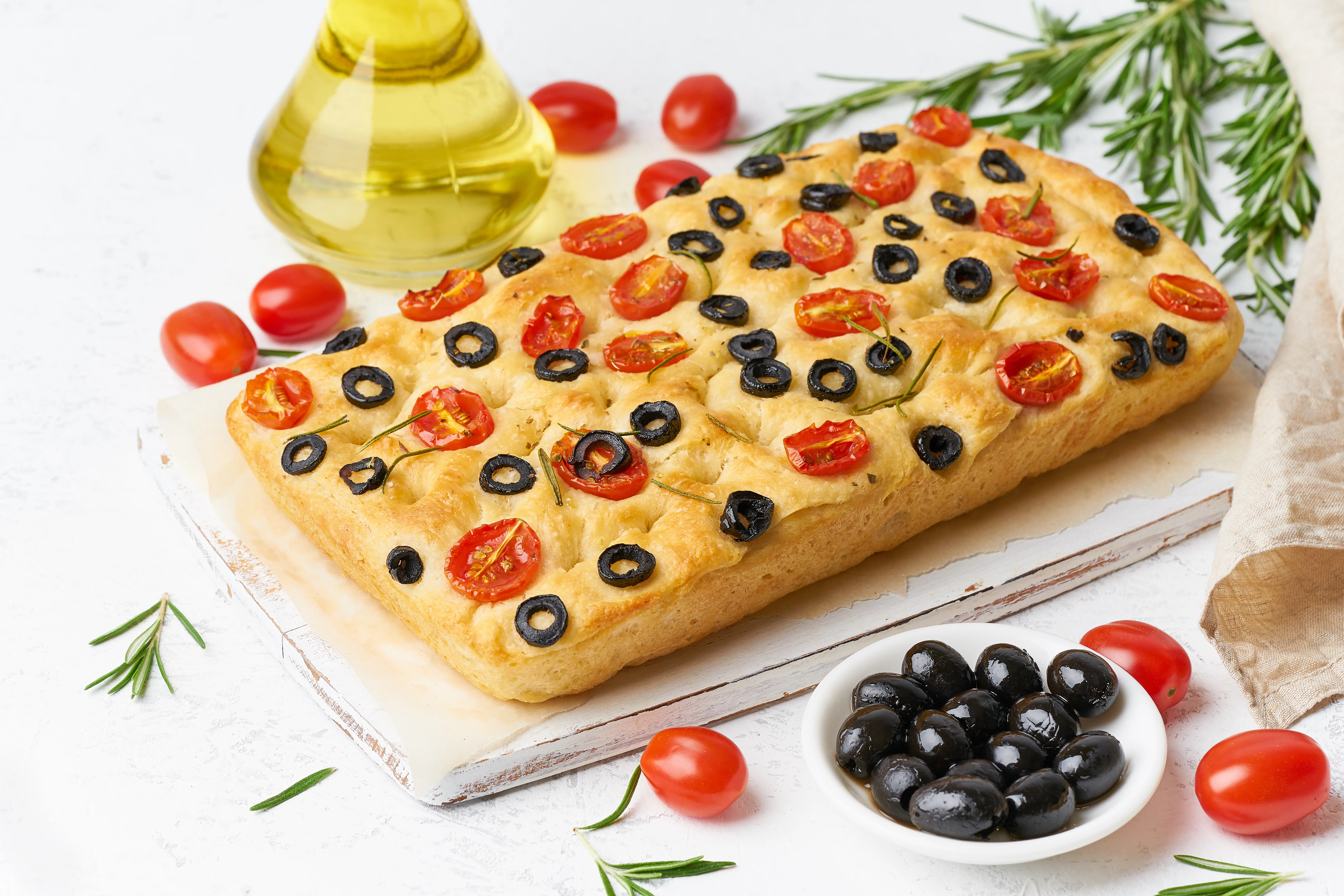 Recept: Okusna italijanska fokača; enostaven in hiter recept, ki vas bo navdušil