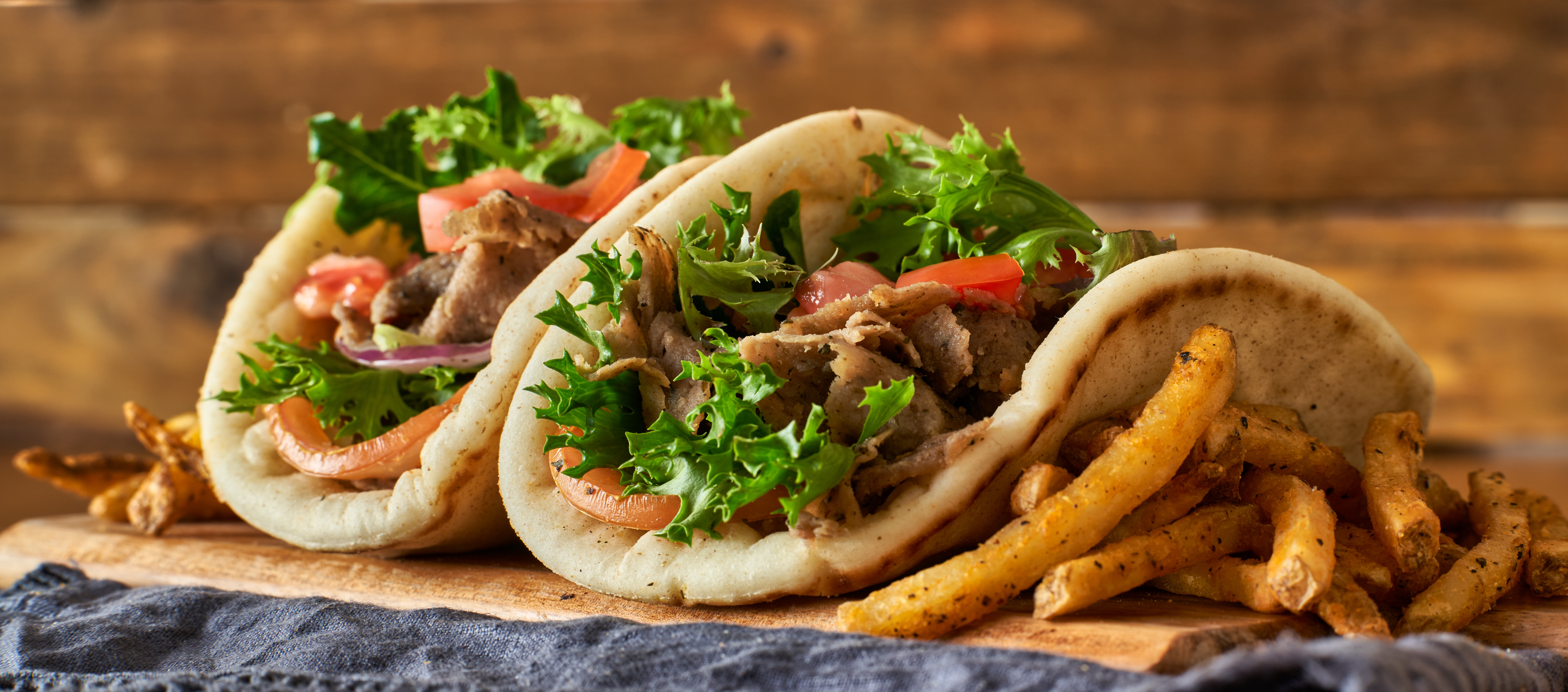 Recept: piščančji gyros – okusna grška specialiteta
