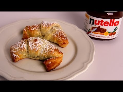Recept: rogljički z Nutello, gotovi v hipu
