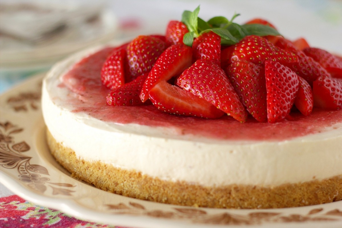 Recept: sočna jagodna torta brez peke