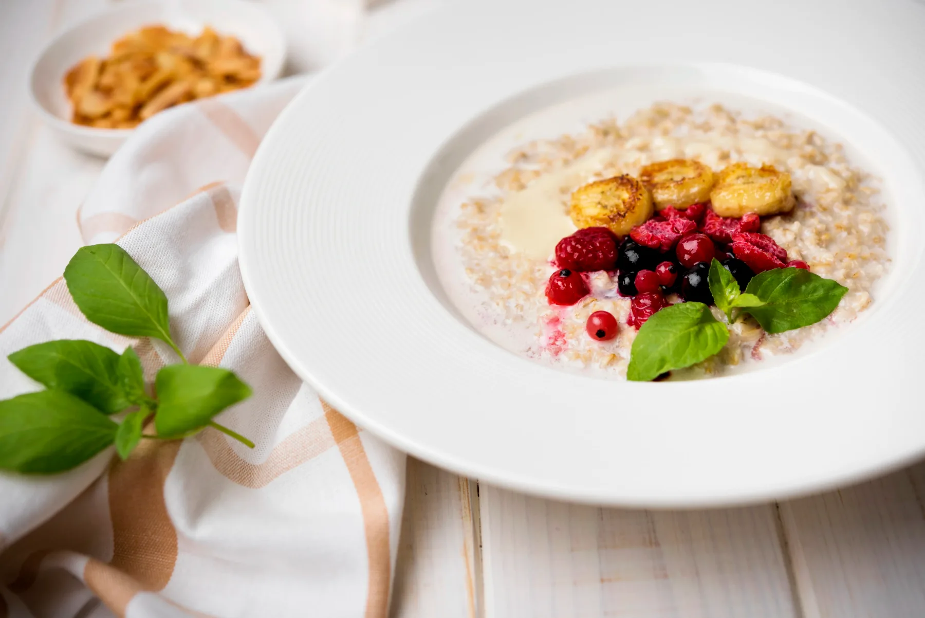 Recept za bujne lase in sijočo kožo: proso za zajtrk za naravno dozo keratina in kolagena!