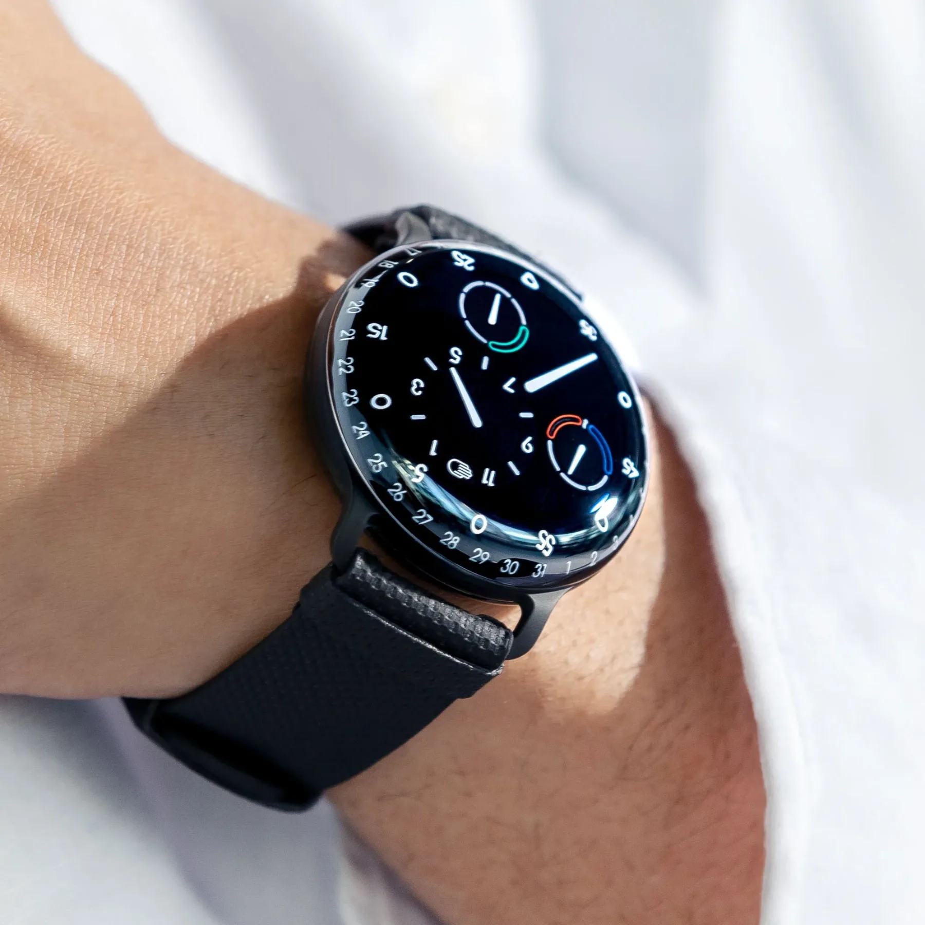 Ressence TYPE 3 BB2: vrhunska mehanika z dotikom prihodnosti