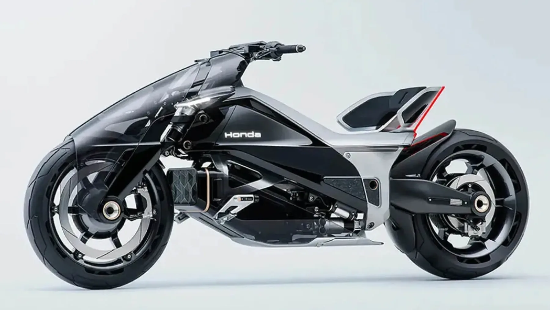 Revolucija na dveh kolesih: Honda EV Outlier Concept napoveduje motocikel prihodnosti
