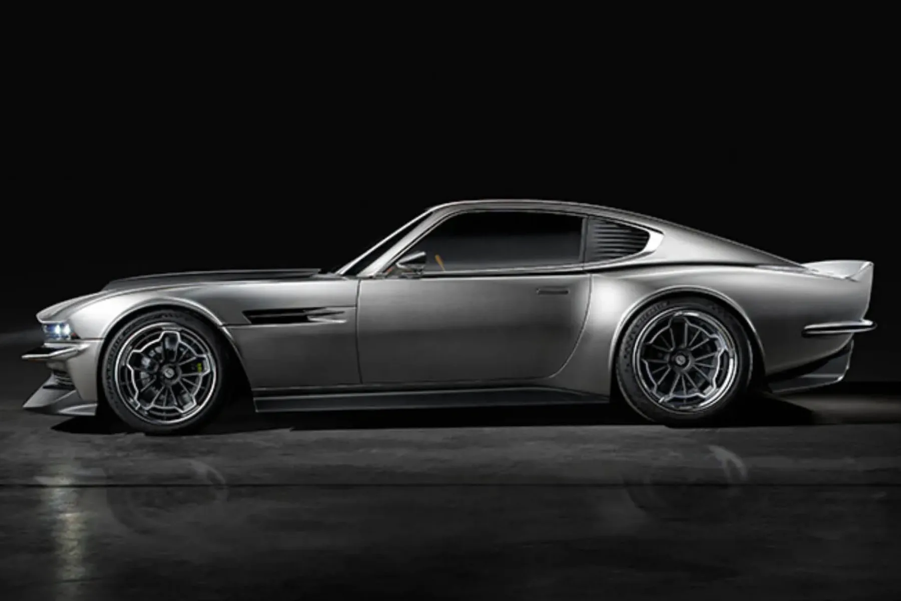 Ringbrothers Aston Martin DBS »Octavia« (1971): karbonski restomod z 805 KM (600 kW) – MI6 po ameriško