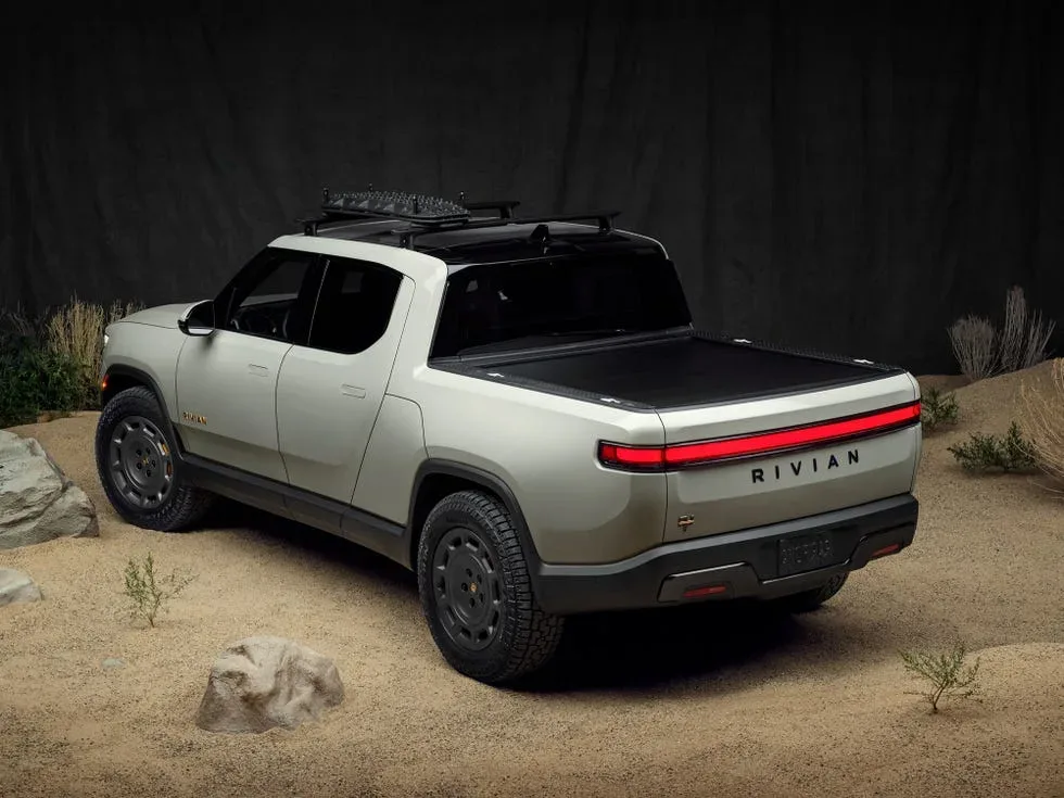 Rivian California Dune Edition R1S in R1T – pustolovski električni terenci v omejeni seriji
