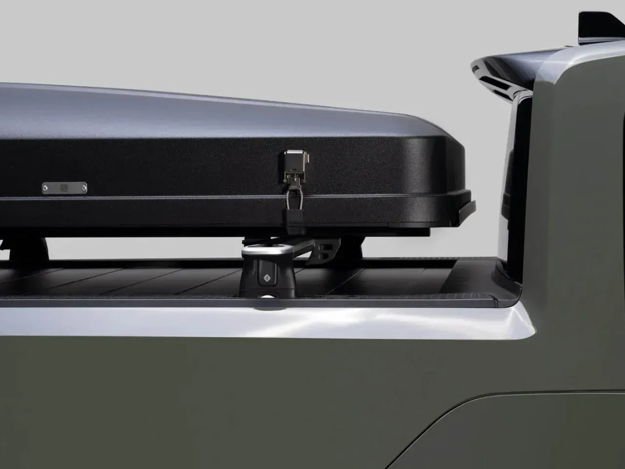 Rivian x iKamper Skycamp Mini: elekrto overlanding se zdi vse boj mogoč