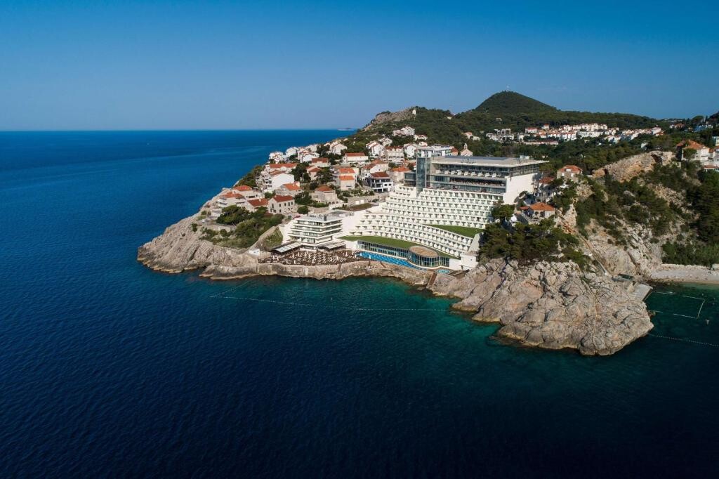 Rixos Premium Dubrovnik: Kjer se sodobnost sreča s čarom Jadrana