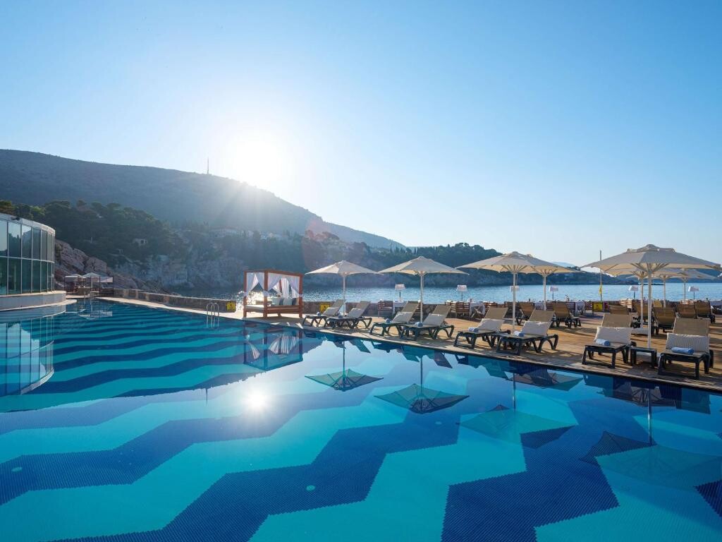 Rixos Premium Dubrovnik: Kjer se sodobnost sreča s čarom Jadrana