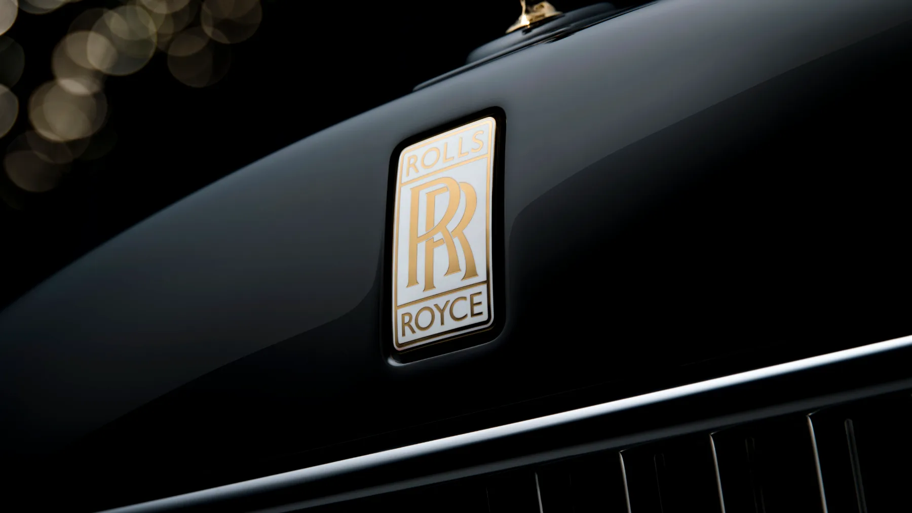 Rolls-Royce Phantom Centenary Private Collection – Stoletje, prelito v zlato, šivano s sanjami