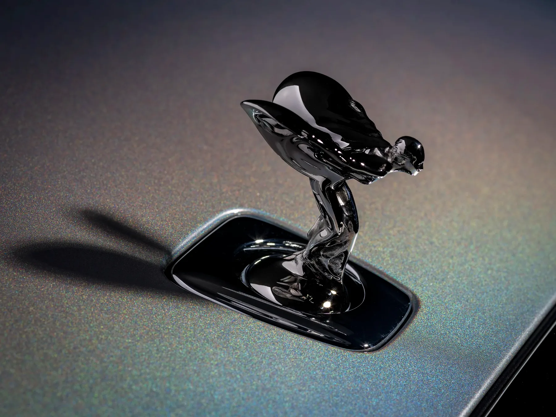 Rolls-Royce Spectre Lunaflair: Ko luksuz postane umetnost