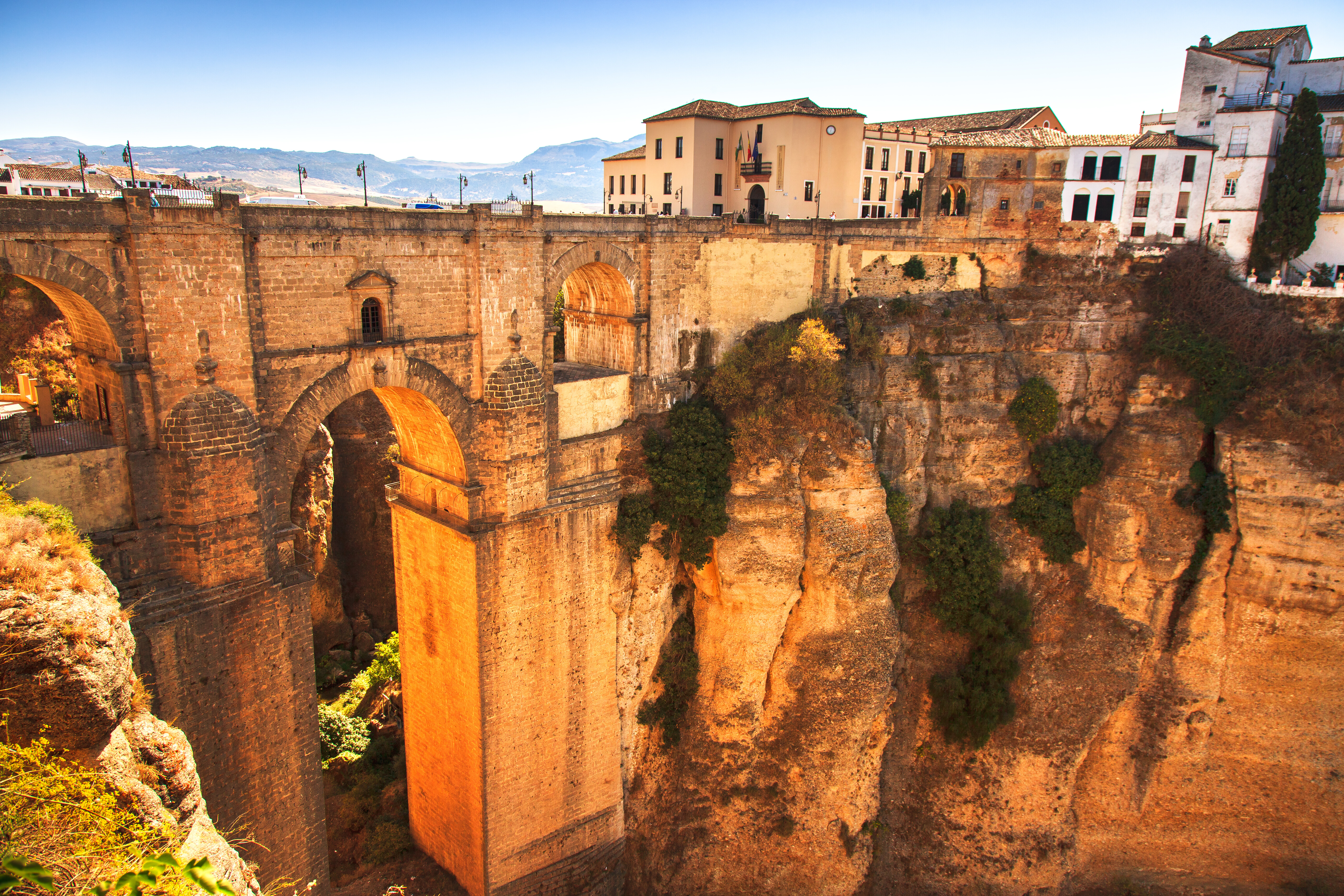 Ronda (Španija): čudovito zgodovinsko mesto v Andaluziji