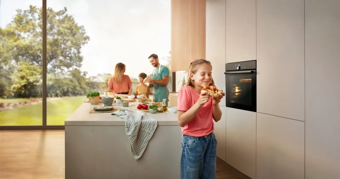 S pečico Gorenje PizzaPlus bo vaša kuhinja dom pice