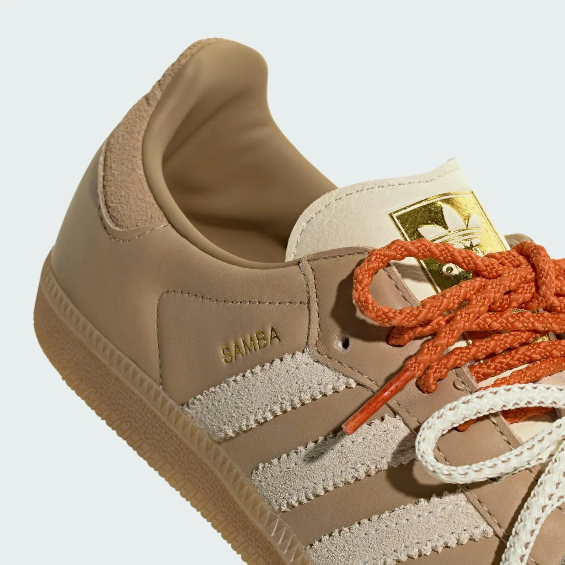 Samba v preobleki Miu Miu: adidas nas je očaral z barvitimi vezalkami in luksuznimi detajli