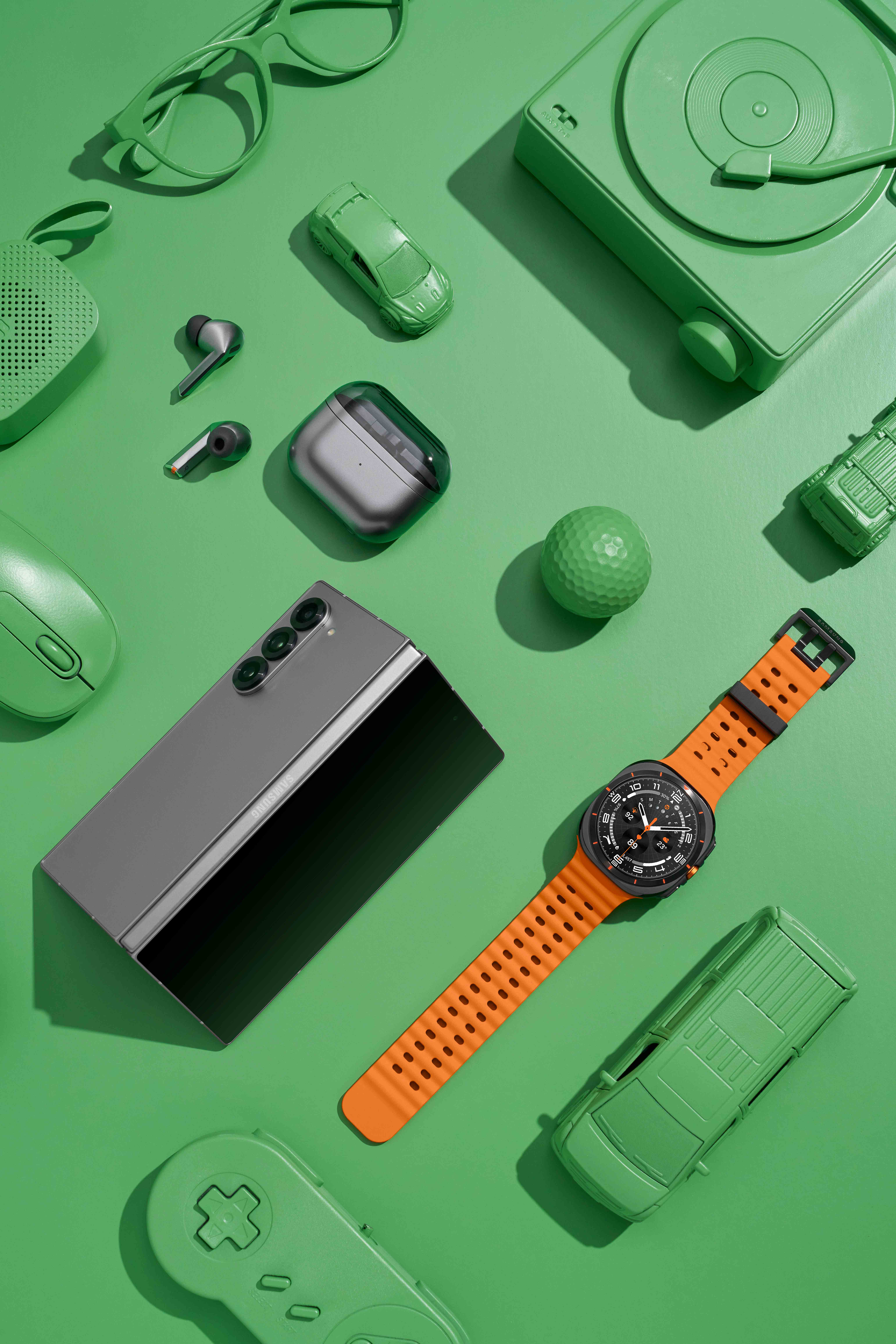 Samsung Galaxy Watch Ultra: je res boljša od Apple Watch Ultra?!