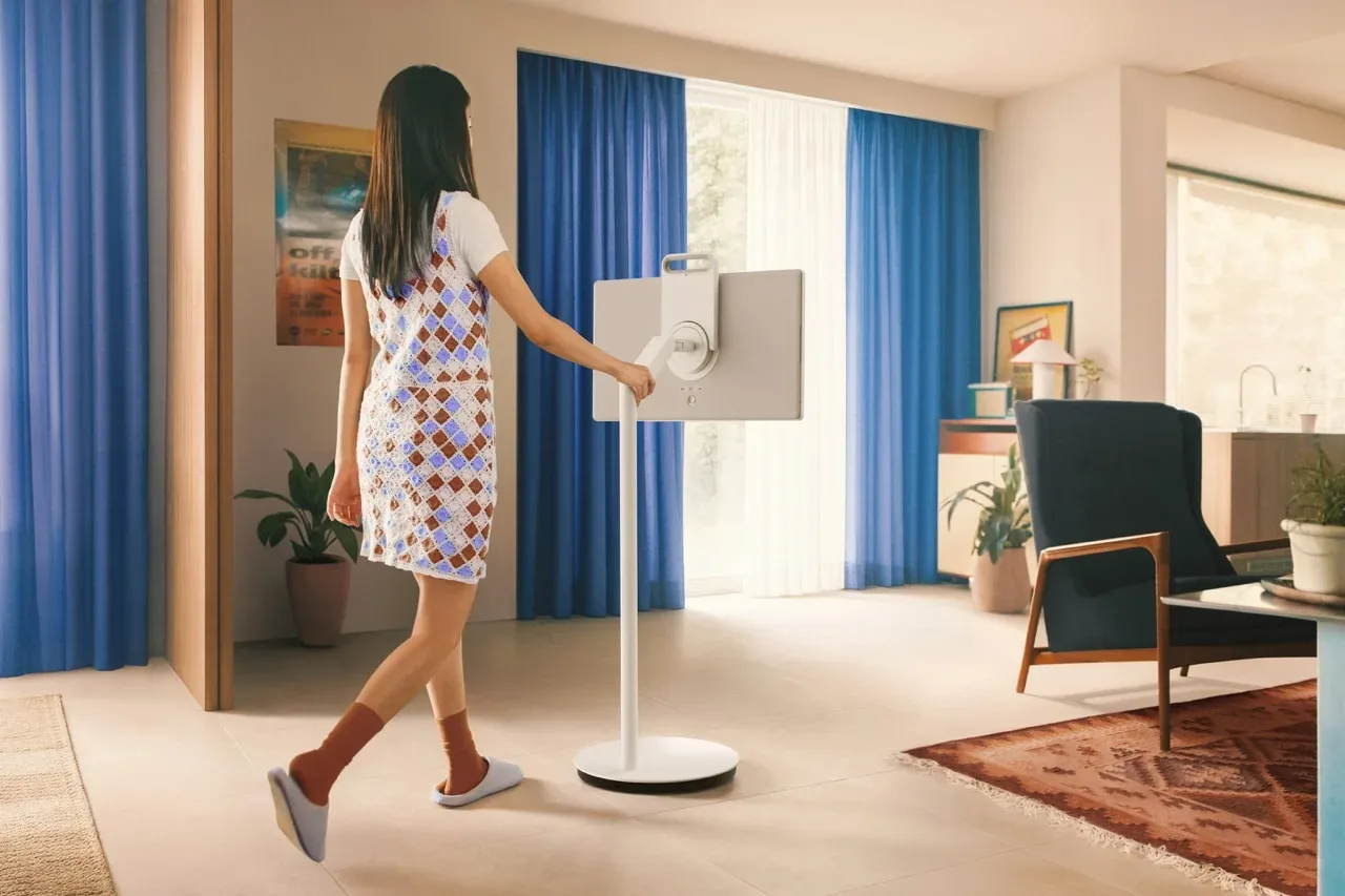 Samsung The Movingstyle: prenosni televizor z zaslonom na dotik in pametnimi funkcijami za sodoben dom