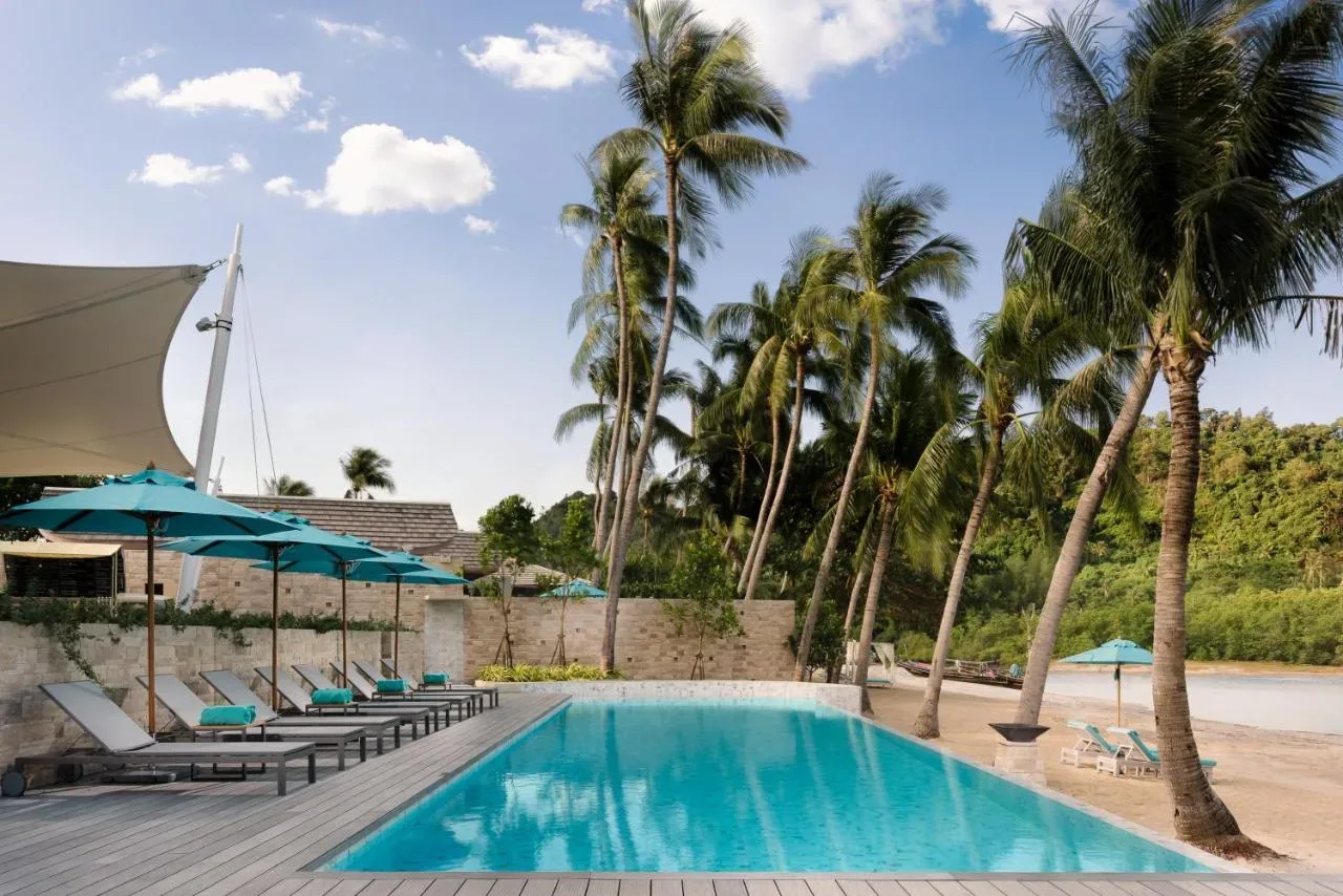 Sanjske počitnice na Koh Samui: Razkošje in zasebnost v Avani Plus Samui Resortu