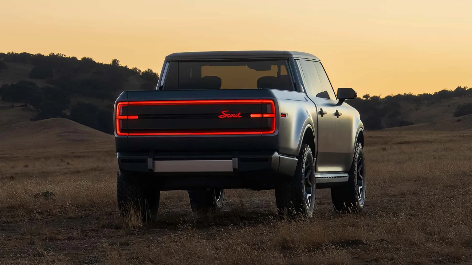 Scout 2025 se vrača: električni terenski vozili – Scout Traveler SUV in Scout Terra Pickup, bosta osvojili divjino z nostalgijo