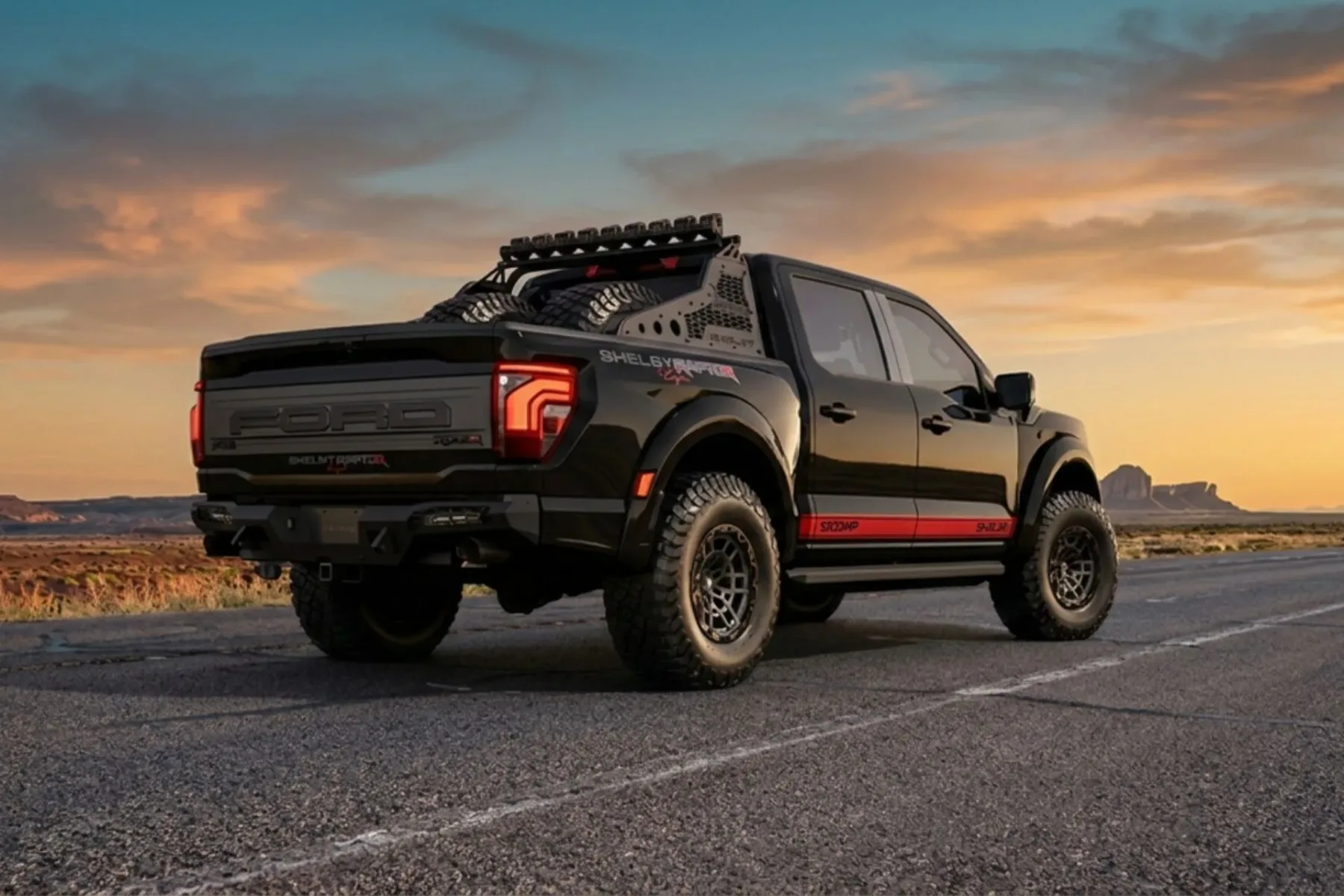 Shelby Baja Raptor R: 1.000 konjev za puščavo, ki jih na cesti nikoli ne boste zares potrebovali