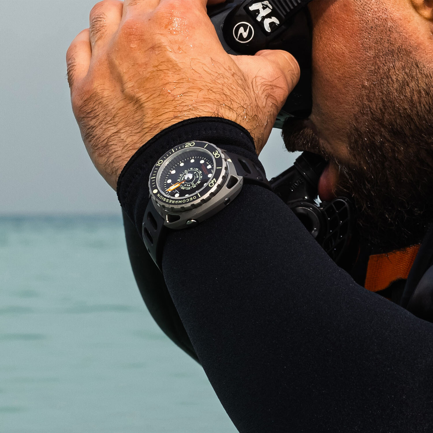 Singer Divetrack: potapljaška ura sreča inovacijo in stil