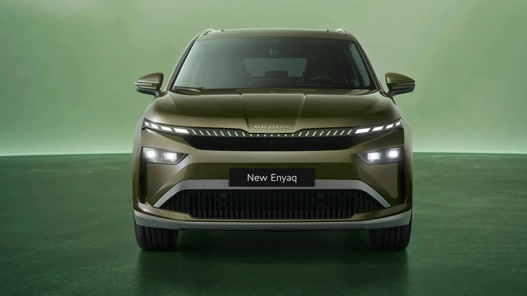 Škoda Enyaq 2025: facelift, ki prinaša več kot le lepši pogled – če verjameš!