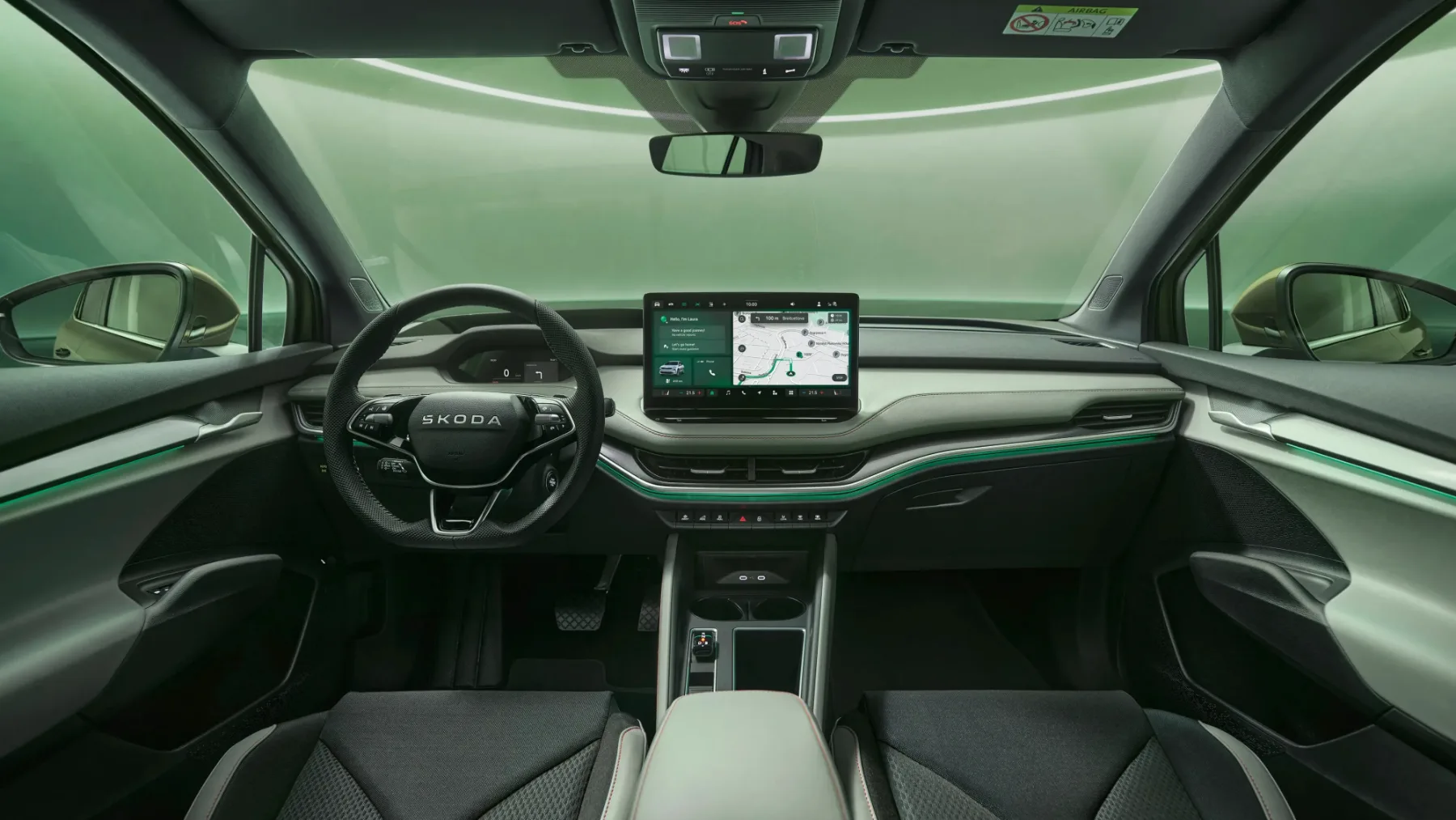 Škoda Enyaq 2025: facelift, ki prinaša več kot le lepši pogled – če verjameš!