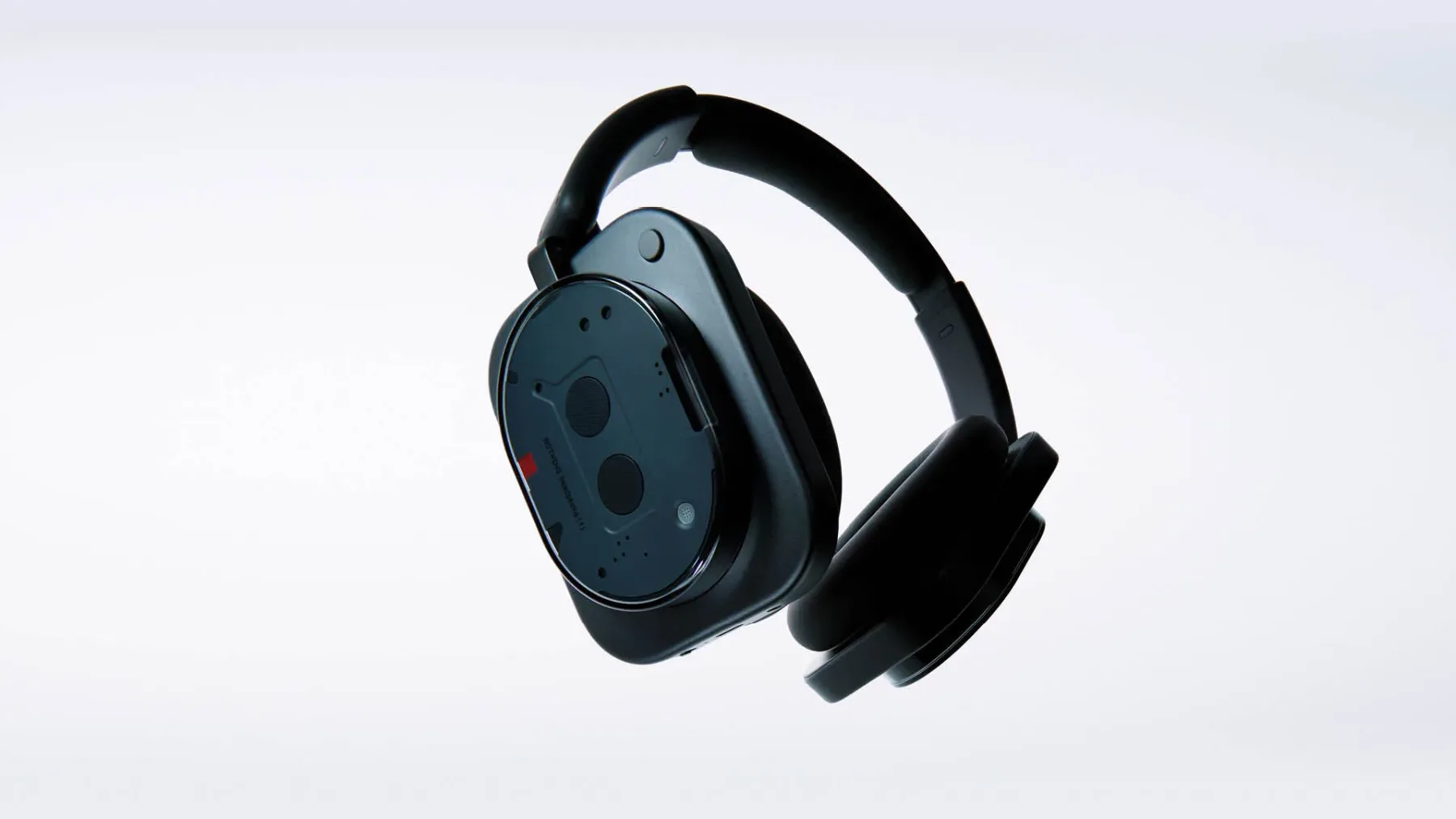 Slušalke Nothing Headphone (1): estetika, ki razdvaja, zvok, ki prepriča