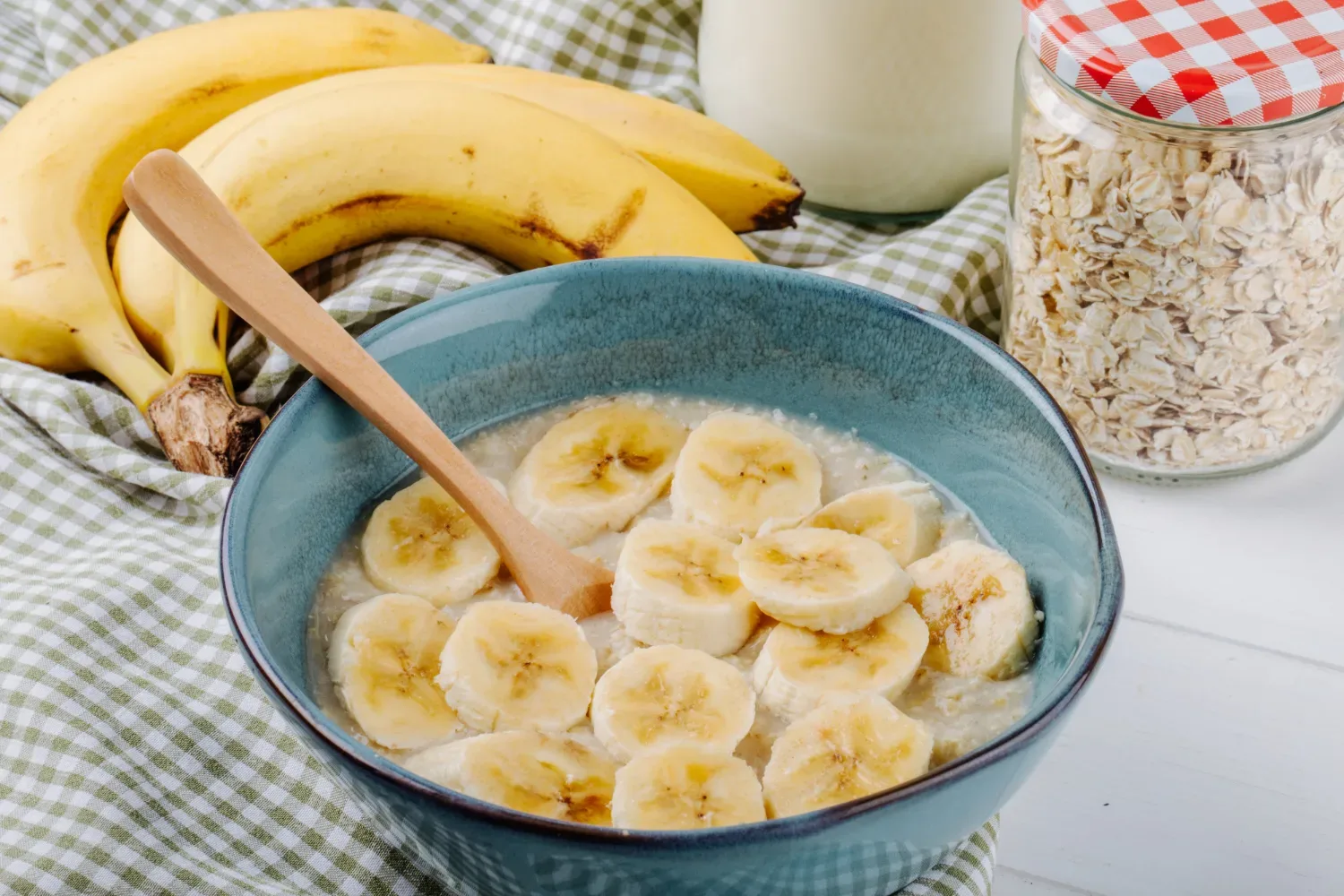 Šok za telo! Zakaj banana zjutraj morda ni tako zdrava izbira, kot ste mislili
