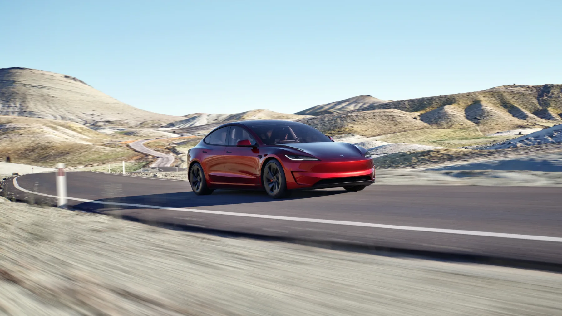 Šokanten padec vrednosti Tesla Model 3: končno res dostopen, a koliko časa boš še čakal