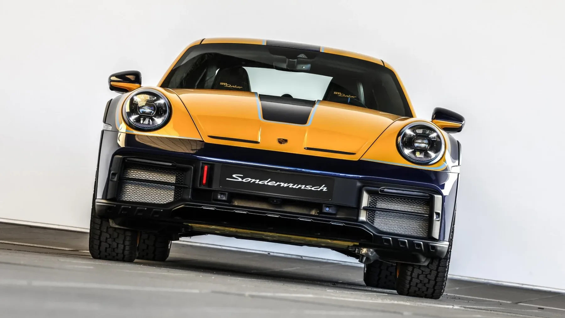 Sonderwunsch 911 Dakar – Zadnji ples reli ikone v treh barvah