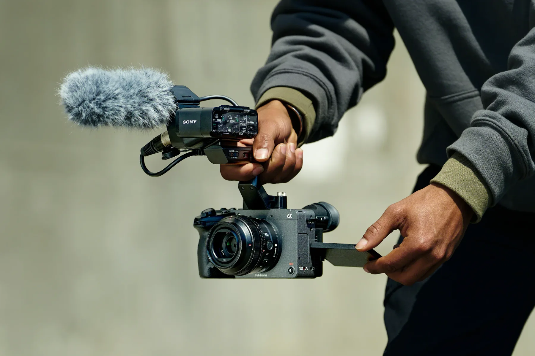Sony FX2: Kamera za filmske boheme, ki ne marajo kompromisov in pametnih telefonov